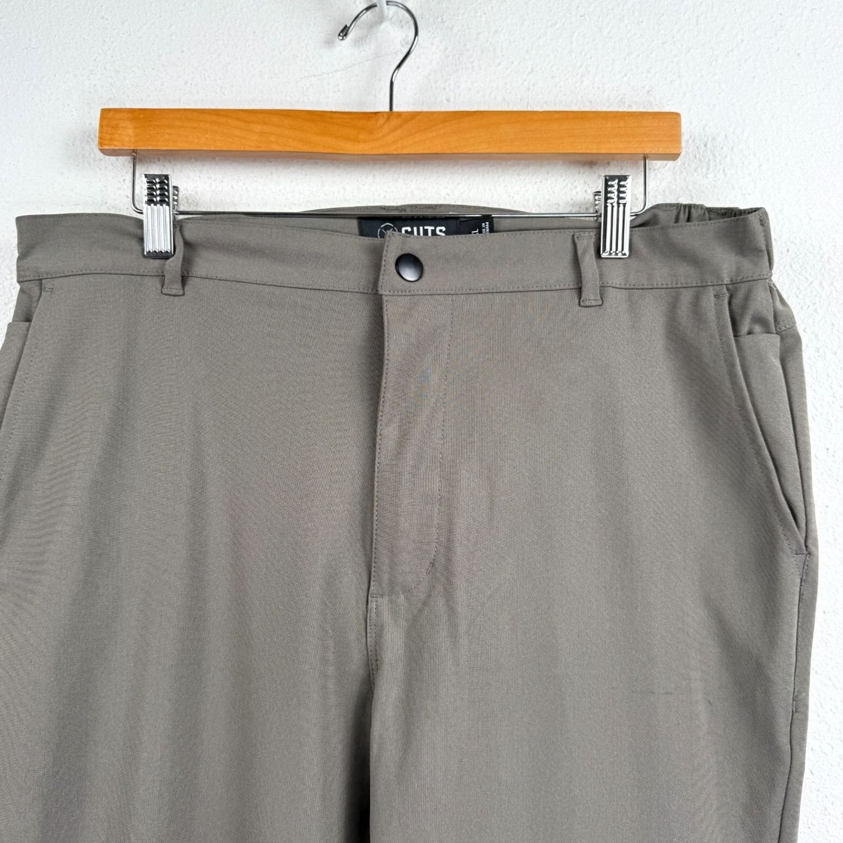 Cuts Cuts Clothing AO Joggers Mens XL Gray Tapered Leg Performance Drawstring? (Note: Original includes Elastic Waist, Flat Front, Zip, Polyester) Size US 34 / EU 50 - 2 Thumbnail