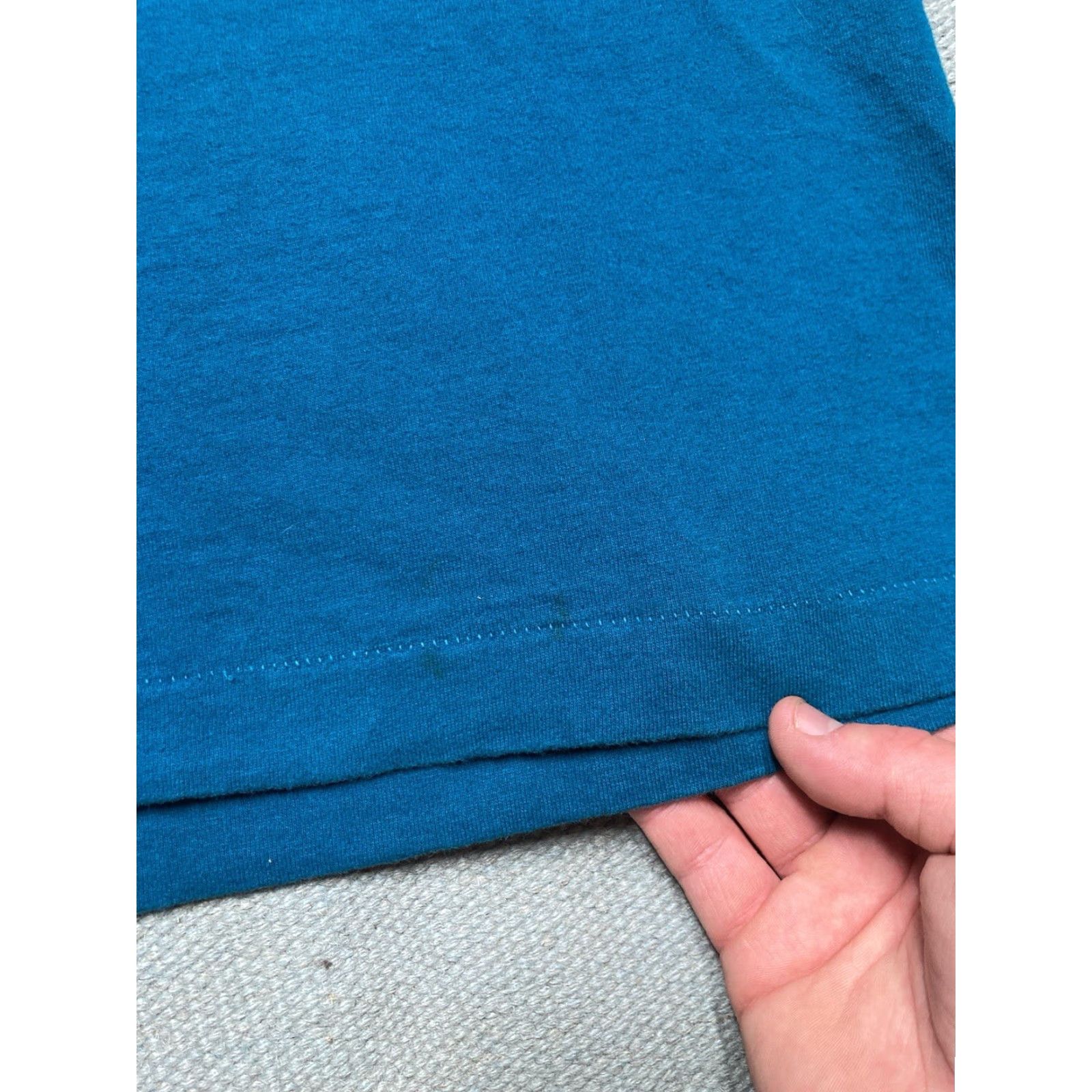 Fruit Of The Loom VINTAGE 90s Fruit of the Loom T-Shirt Teal Blue Cotton XL Single Stitch Men Gross? Size US XL / EU 56 / 4 - 6 Thumbnail