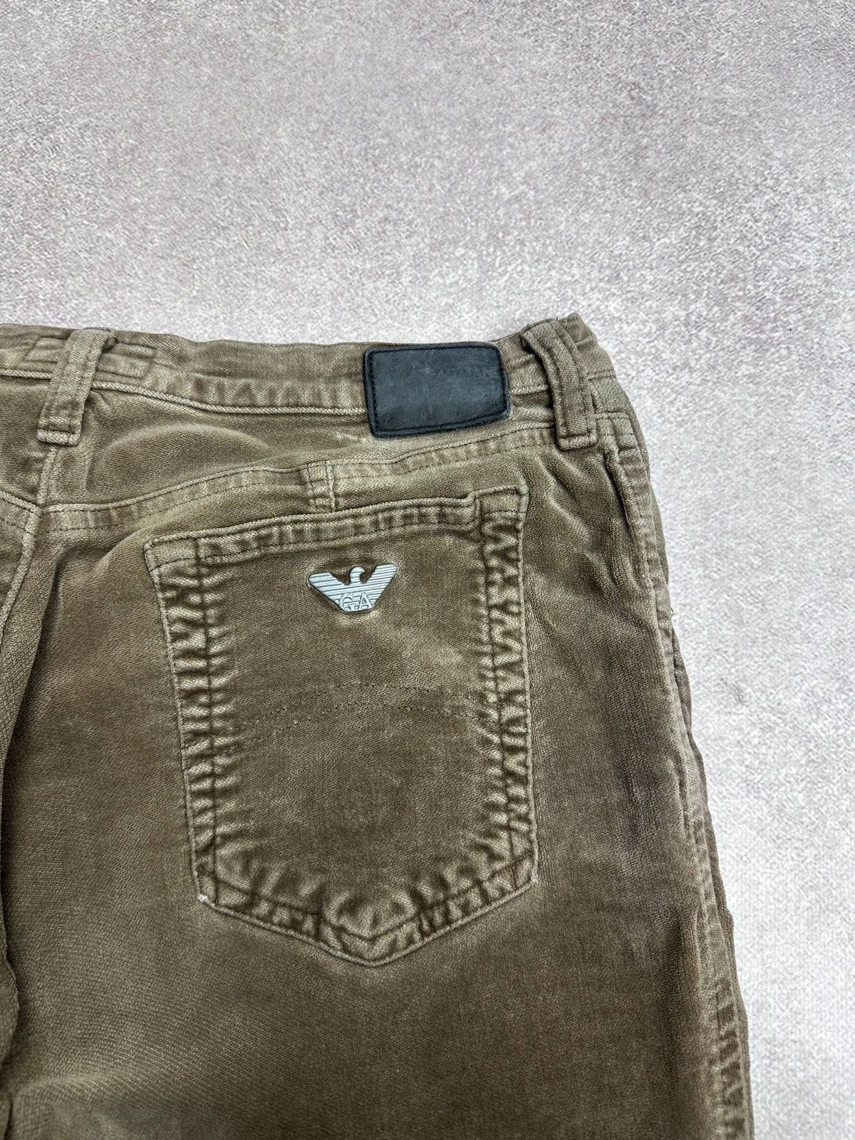 Emporio Armani Vintage Armani Metal Logo Corduroy Relaxed Pants 32 Size US 32 / EU 48 - 3 Thumbnail