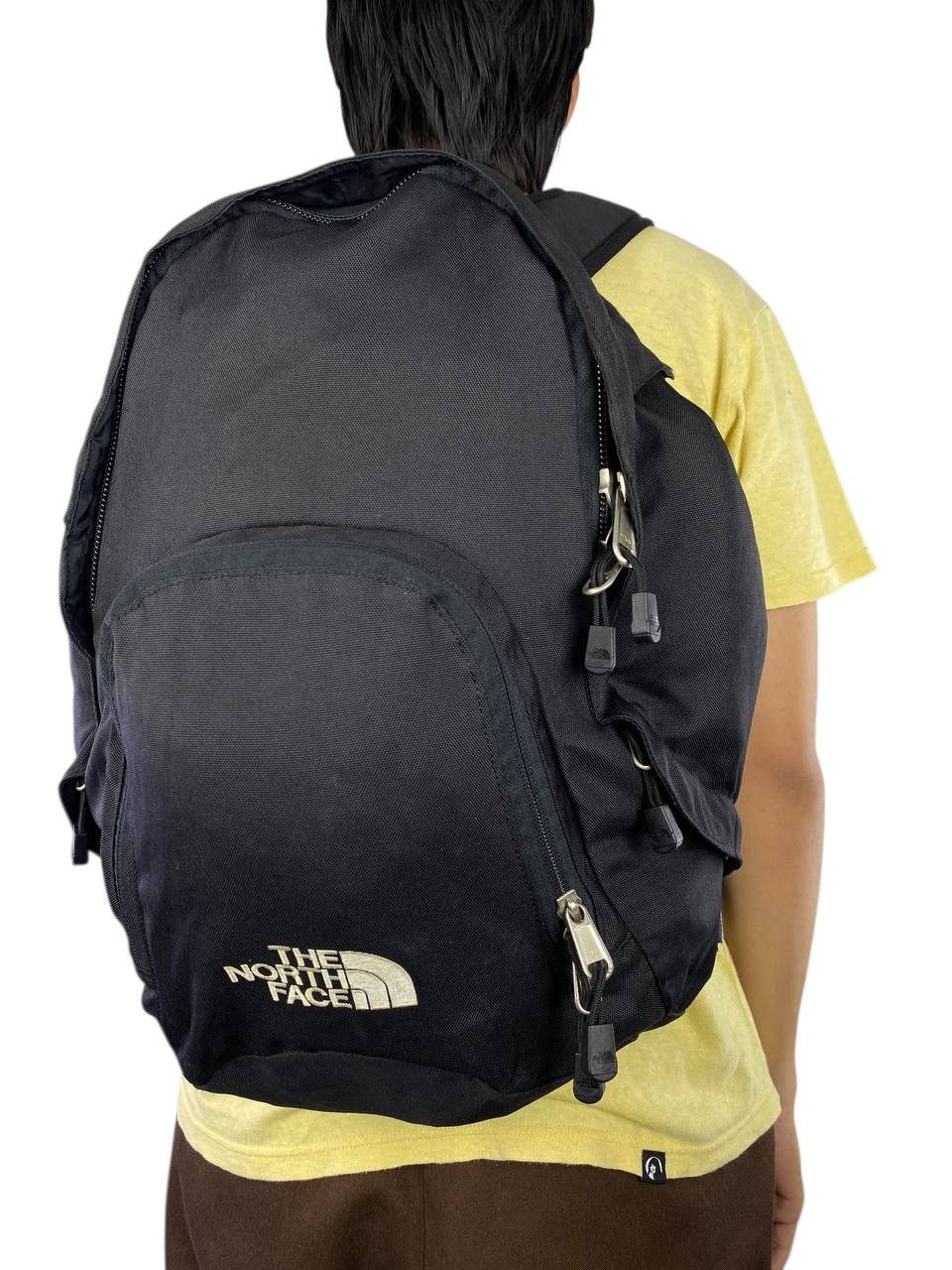air vacuum travel backpack Ekster TravelPack Vacuum Bag by Luggage Pros main image 0