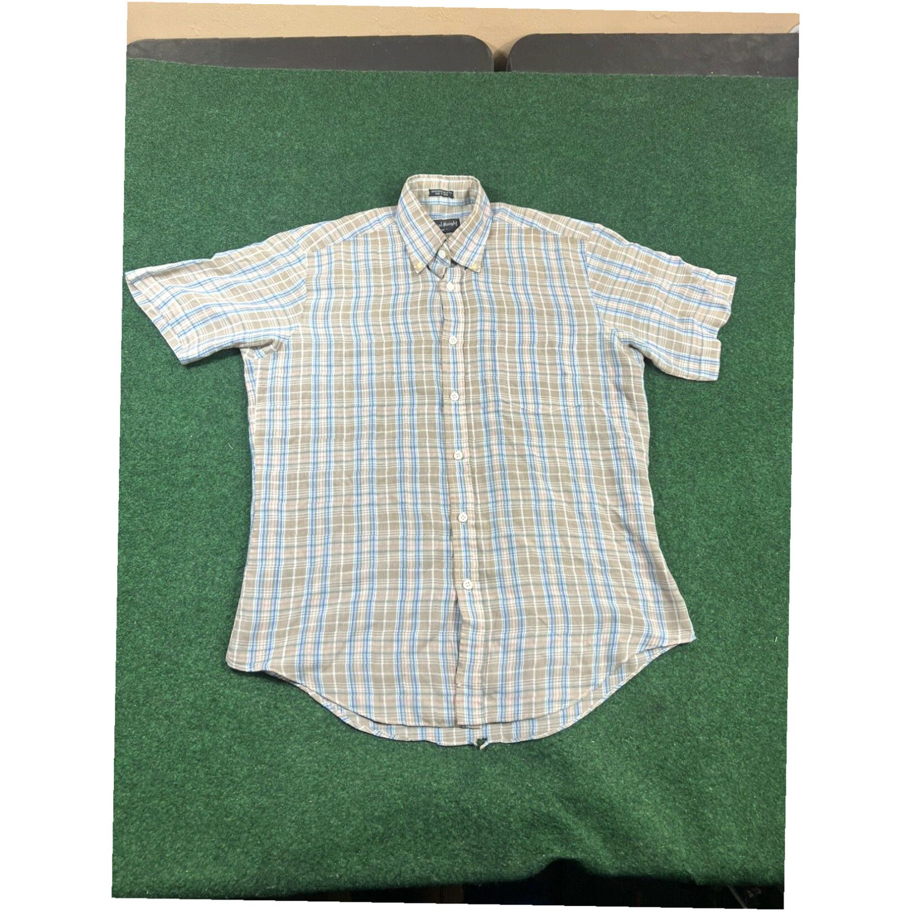 Vintage Vintage 80s 90s Royal Knight Plaid Sz Medium Button Up Dress Shirt Size 40R - 1 Thumbnail