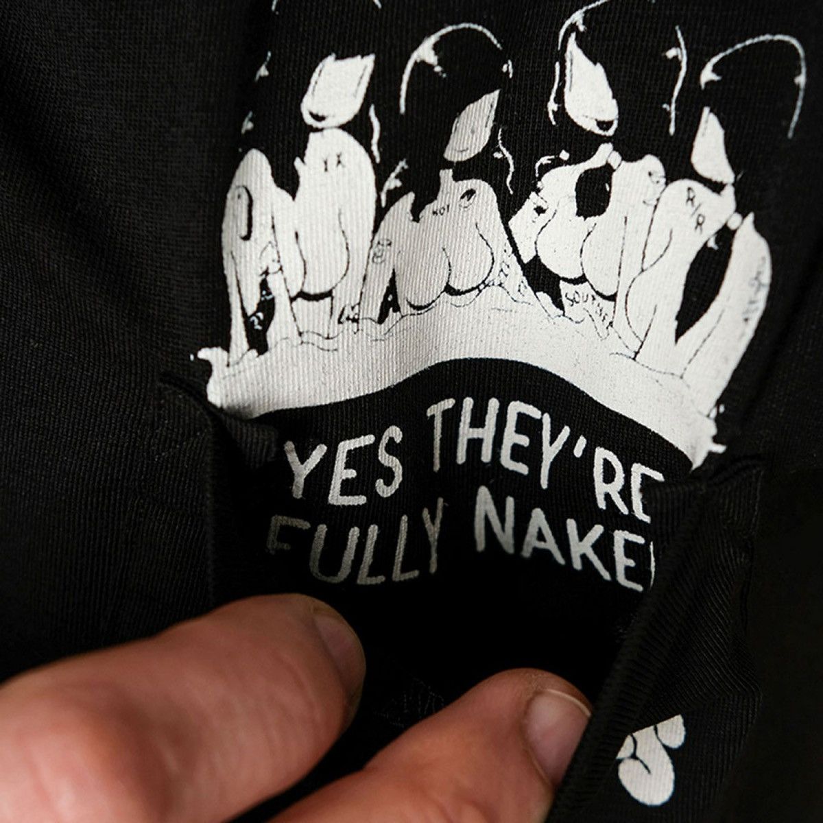 Designer Y2K The Dudes Yes They're Fully Naked Sexy Girl T-Shirt Rare Size US M / EU 48-50 / 2 - 3 Thumbnail