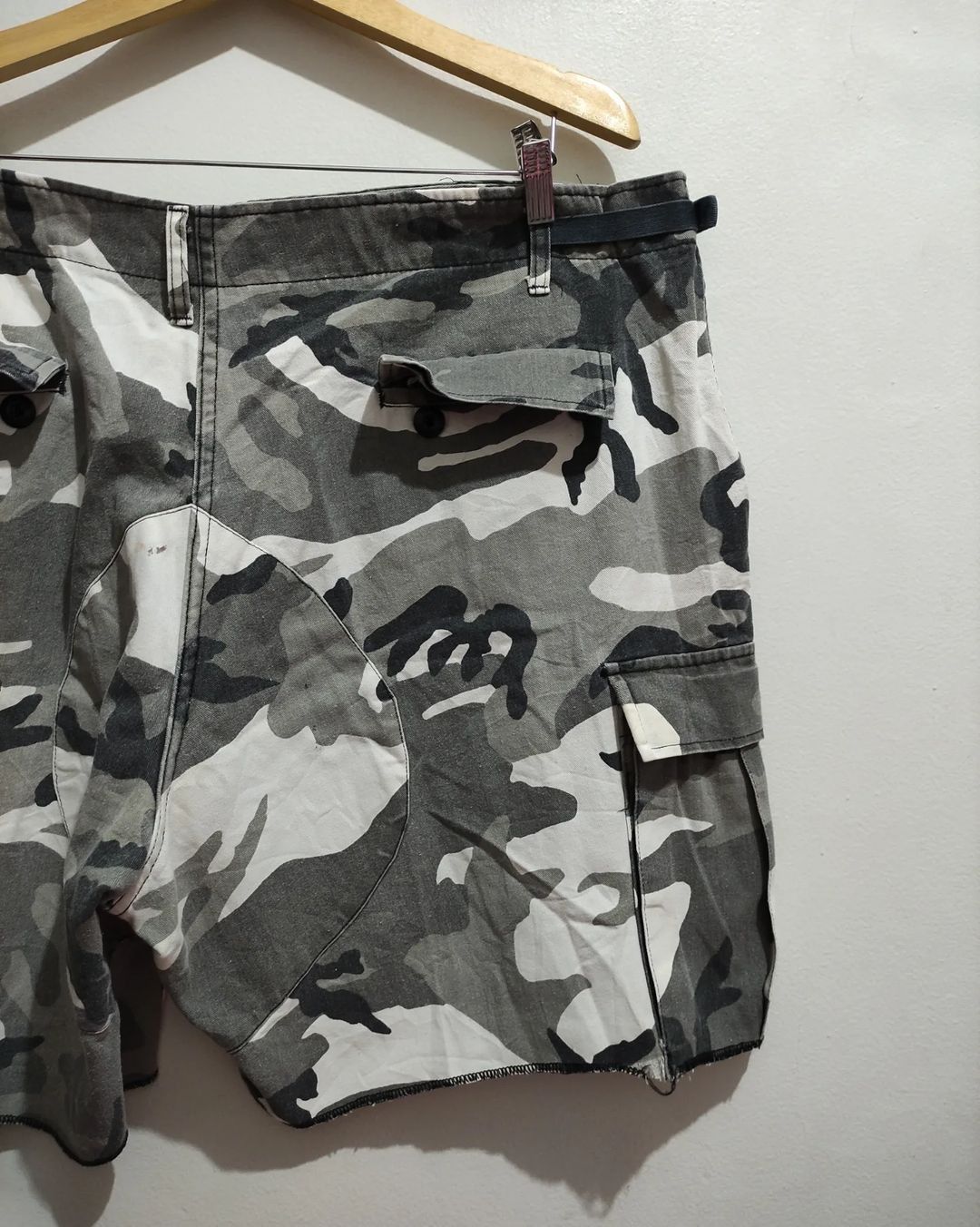 Vintage 90s Vintage Camo Cargo Shorts Size US 44 / EU 60 - 4 Thumbnail