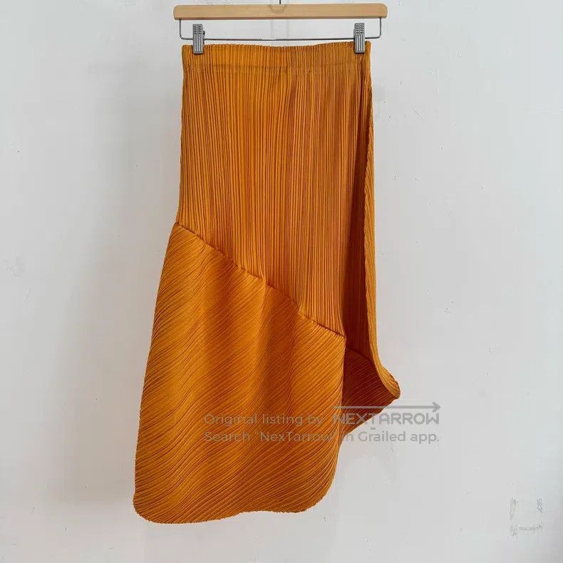 Issey Miyake Issey Miyake Yellow Midi Skirt Size 25" / US 0 / IT 36 - 2 Thumbnail