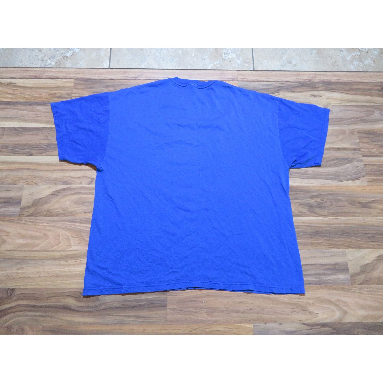 Hanes Indianapolis Colts Blue Gold Helmet T-shirt Sz XL Hanes Size US XL / EU 56 / 4 - 2 Thumbnail