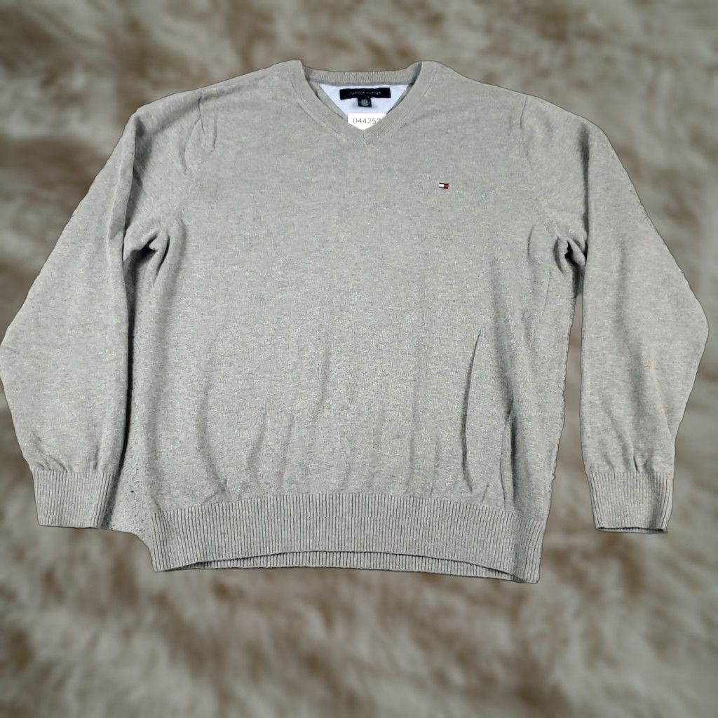 Tommy Hilfiger Tommy Hilfiger Sweater Mens Large Gray Pullover Crew Neck Casual Cotton Size US L / EU 52-54 / 3 - 1 Thumbnail