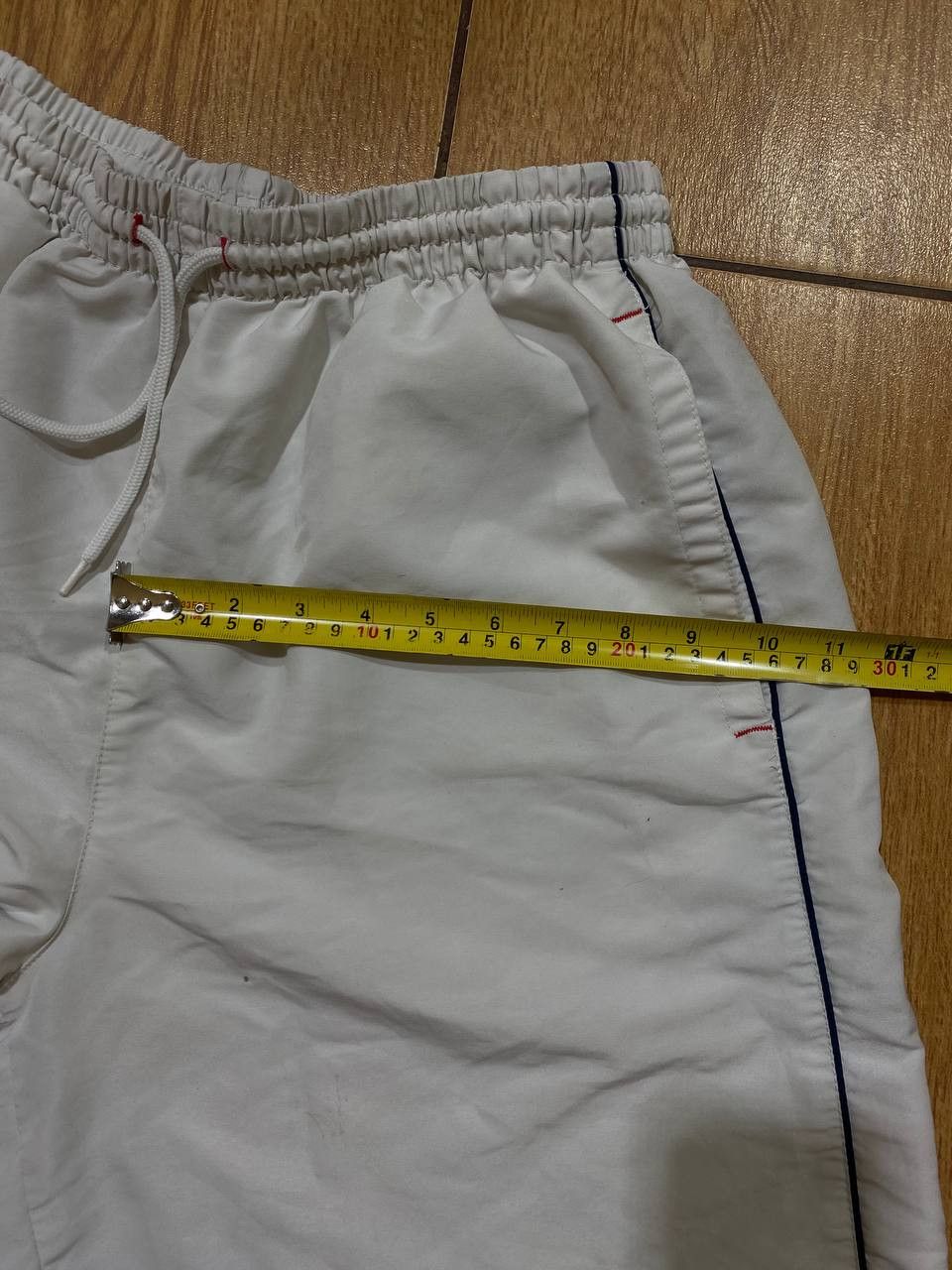 Umbro Vintage logo UMBRO white shorts crazy Y2K streetwear Size US 38 / EU 54 - 11 Thumbnail
