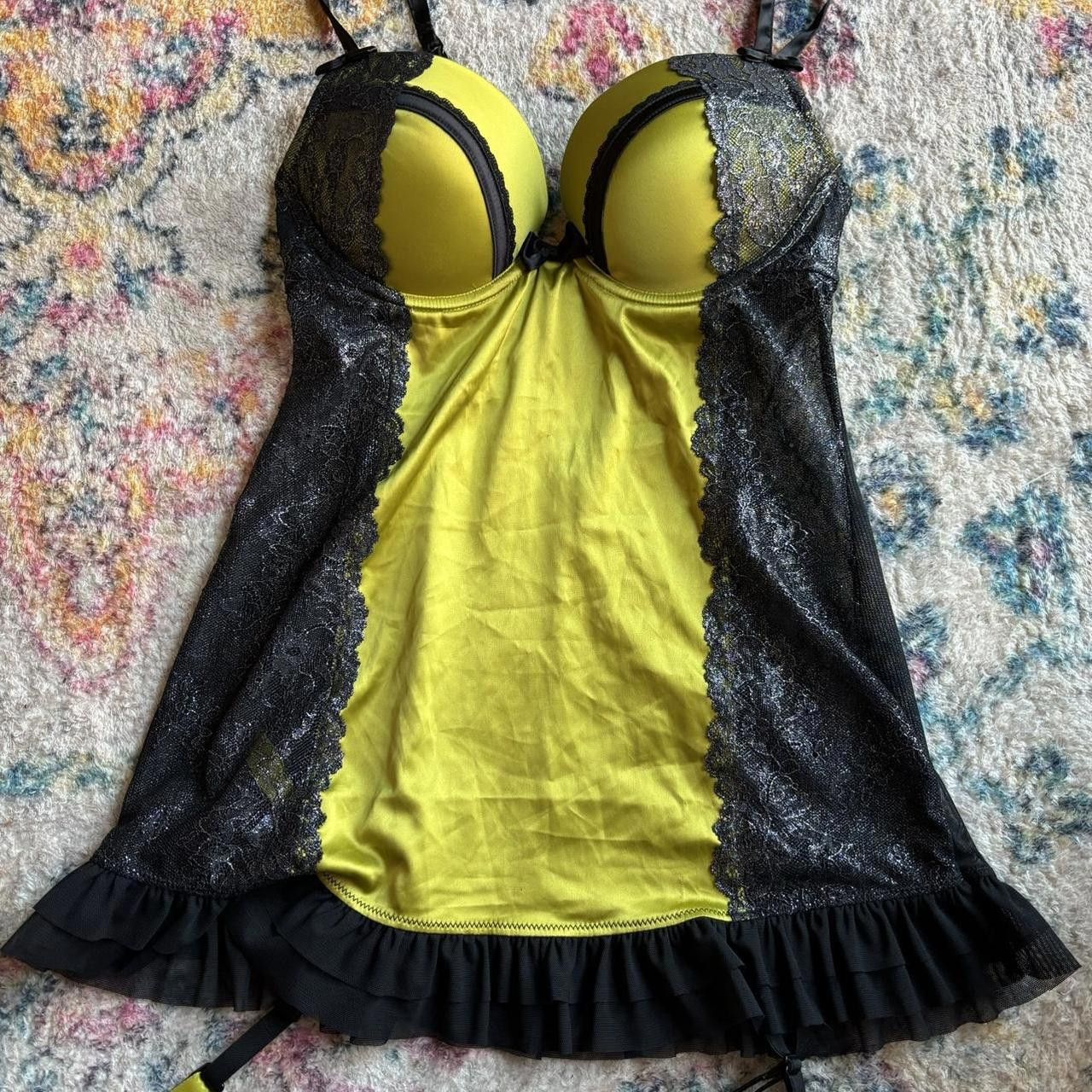 Designer Y2K Yellow And Black Lace babydool Size ONE SIZE - 1 Thumbnail