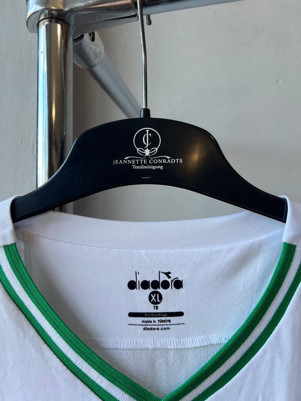Diadora 2021/22 KIRSEHIR BELEDIYESPOR AWAY SOCCER JERSEY SHIRT SZ XL Size US XL / EU 56 / 4 - 6 Thumbnail
