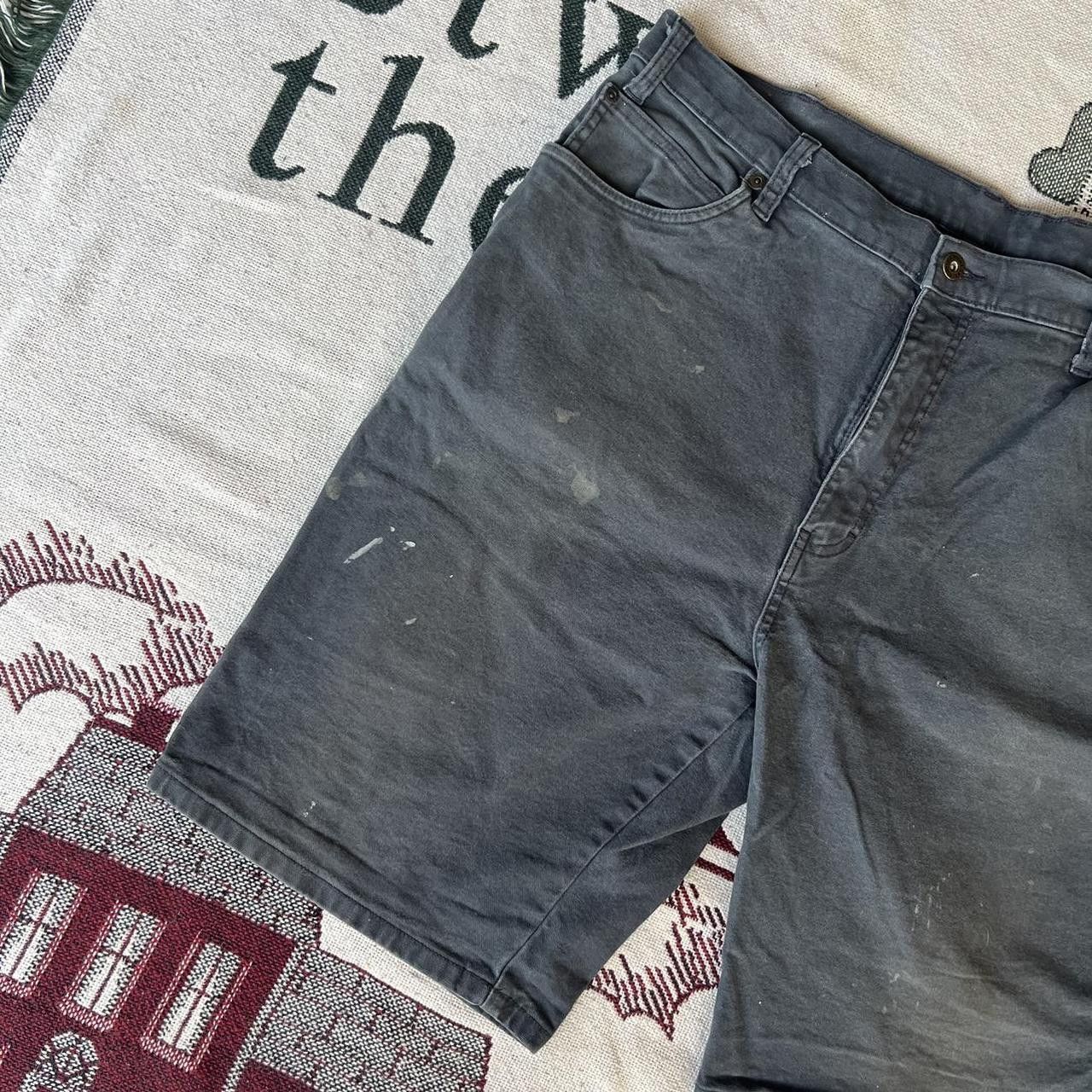 Vintage Crazy Vintage 2000s/Y2K Dark Navy Blue Faded Paint Splatter Skater Style Dickies Cargo Shorts Size US 40 / EU 56 - 4 Thumbnail