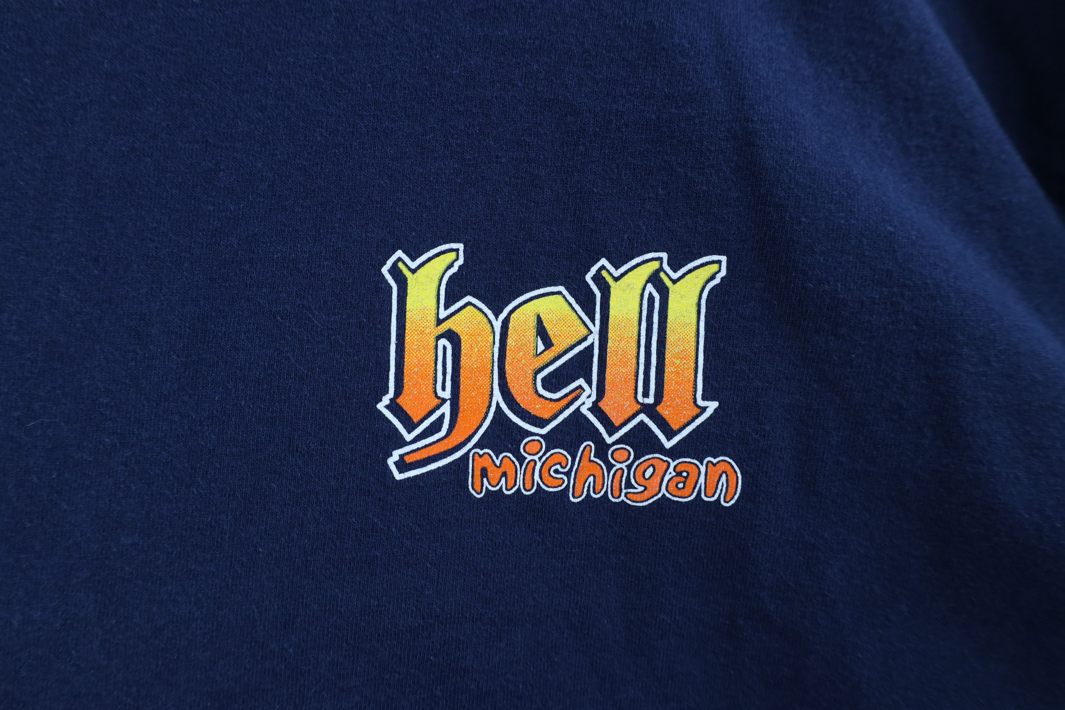 Vintage Vintage Y2K Streetwear Spell Out Hell Michigan T-Shirt Blue Size US L / EU 52-54 / 3 - 4 Thumbnail