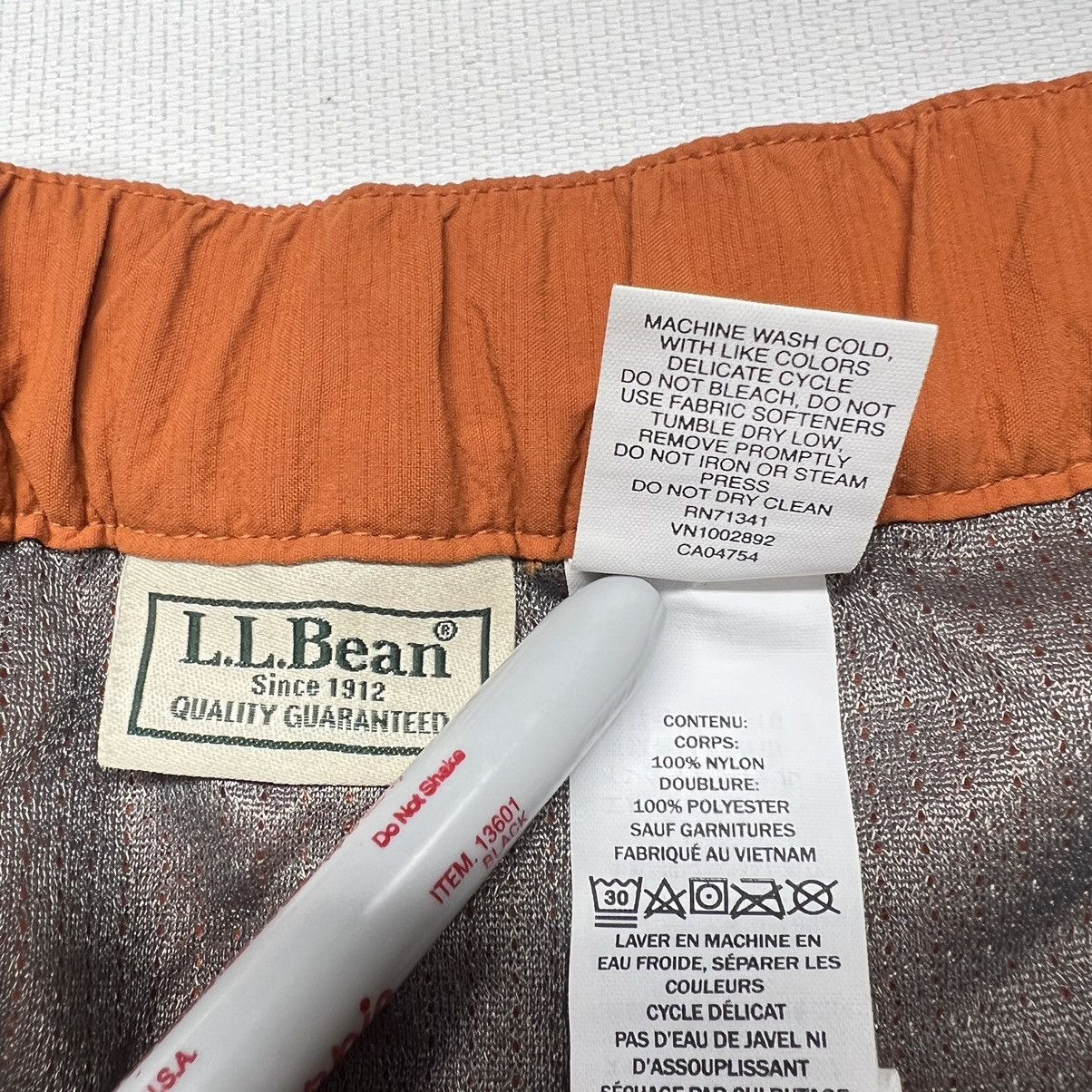 L.L. Bean × Vintage LL Bean Shorts Regular Orange Nylon Lined Belted Pockets Size US 36 / EU 52 - 11 Thumbnail