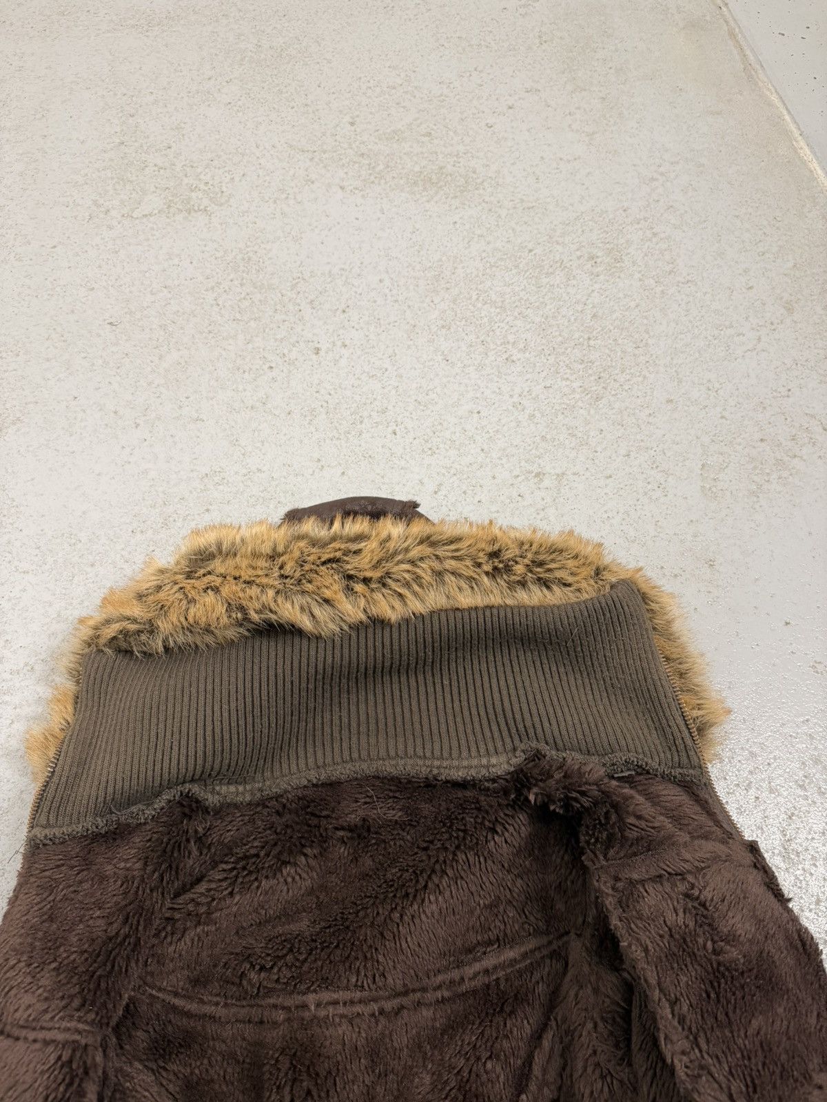 Other Suede Leather Multi-zip Narrow Waist Fur Bomber Jacket Size L / US 10 / IT 46 - 9 Thumbnail