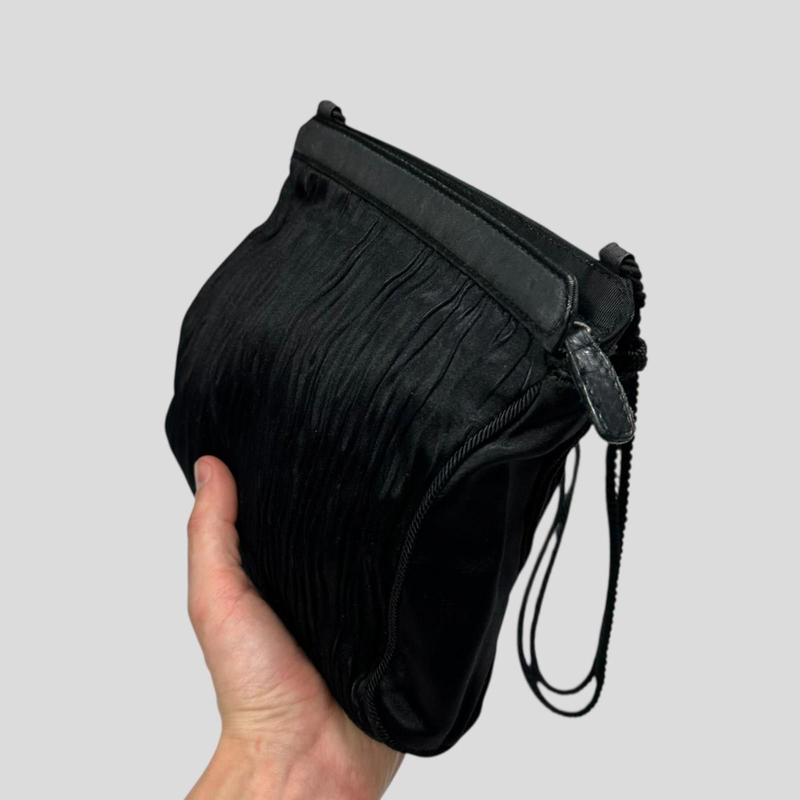 Prada Prada Milano 90’s Velvet Textured Stripe Crossbody Bag Size ONE SIZE - 11 Thumbnail