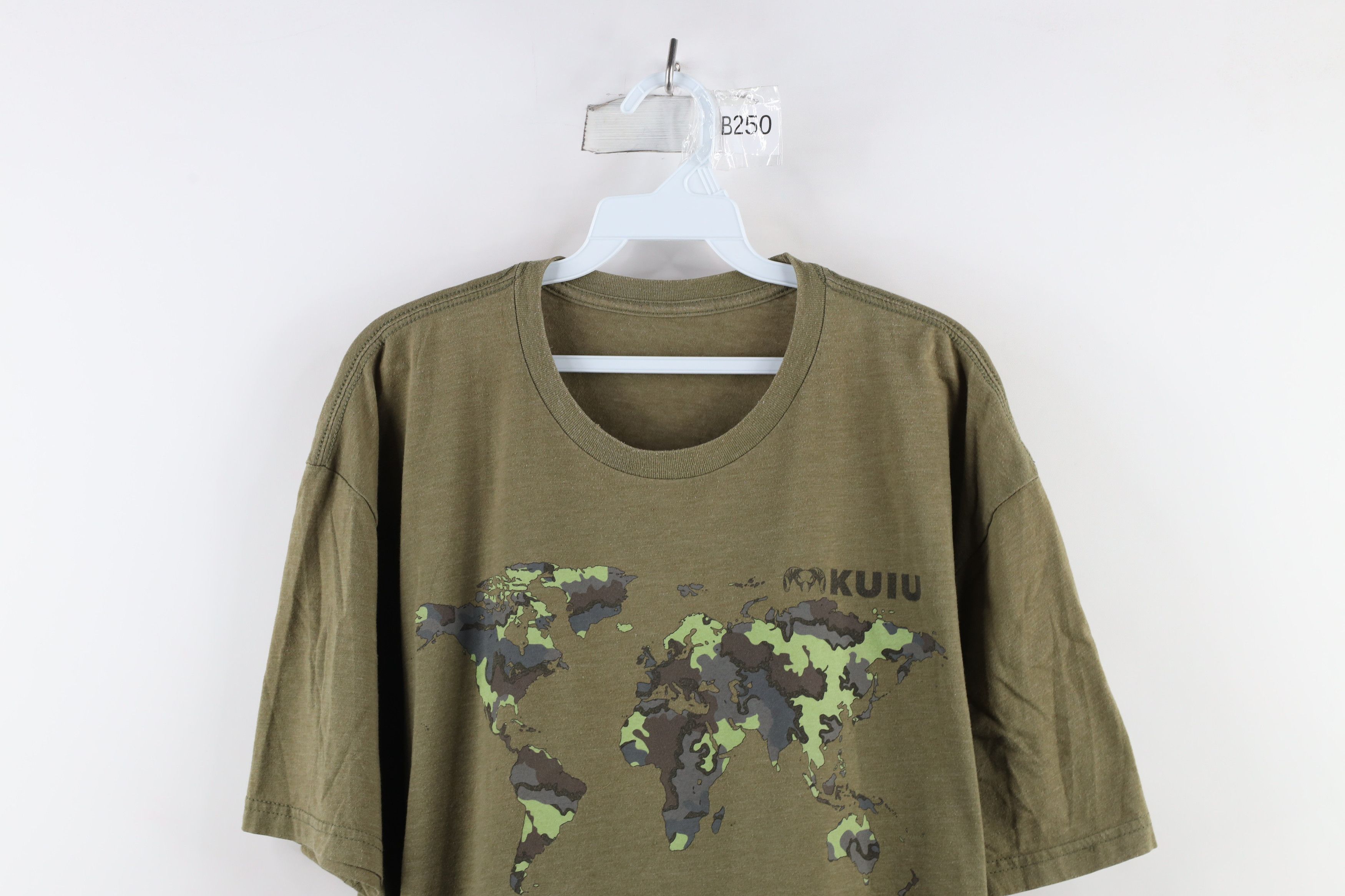 Vintage Kuiu Spell Out Ultralight Hunting Short Sleeve T-Shirt Green Size US XXL / EU 58 / 5 - 2 Thumbnail