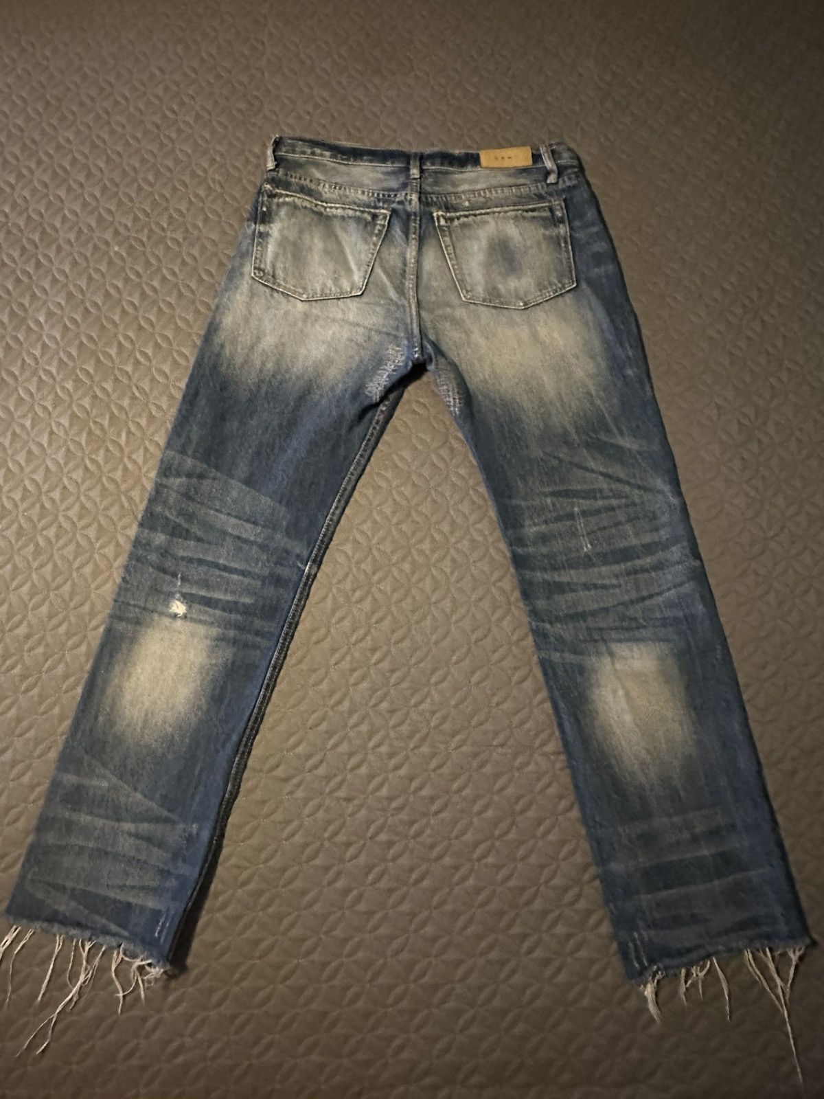 MNML MNML Distressed Straight Fit Light Wash Raw Hem Size 34 Size US 34 / EU 50 - 3 Thumbnail