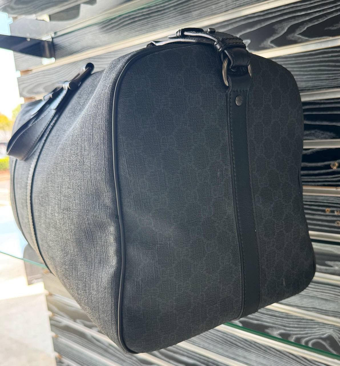 Gucci Gucci GG Large Supreme Duffle Bag Gray Black Keys Strap Lock Size ONE SIZE - 3 Thumbnail