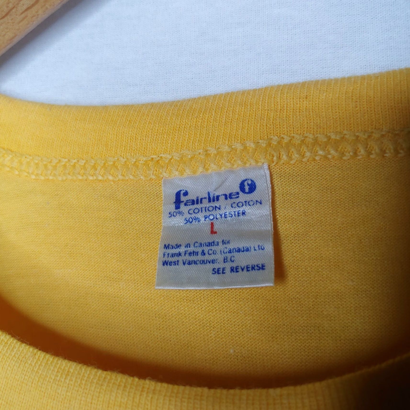 Vintage VINTAGE Fairline Canada T-Shirt Crew Neck Short Sleeve Maple Leaf Yellow Red 50/50 Large Mens Retro N.O.S. Size US L / EU 52-54 / 3 - 4 Thumbnail