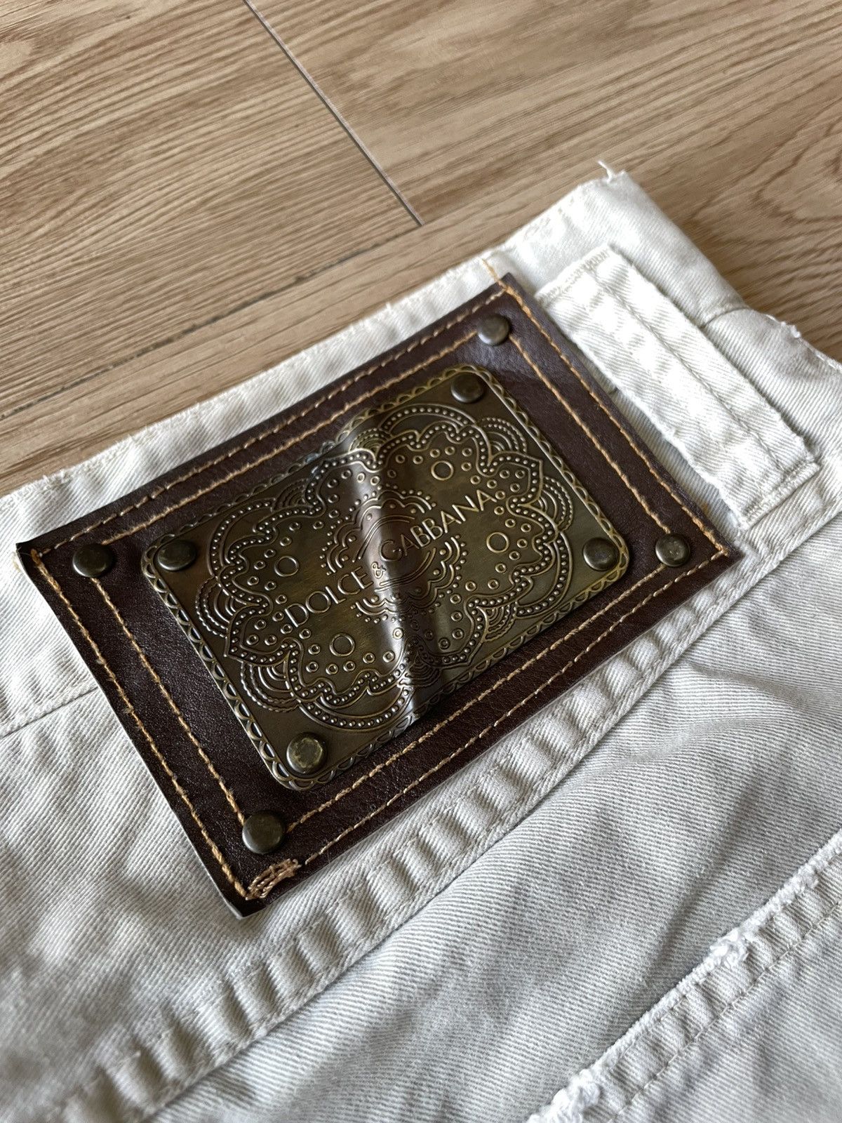 Dolce & Gabbana Dolce & Gabbana Distressed Pants Size US 32 / EU 48 - 16 Thumbnail