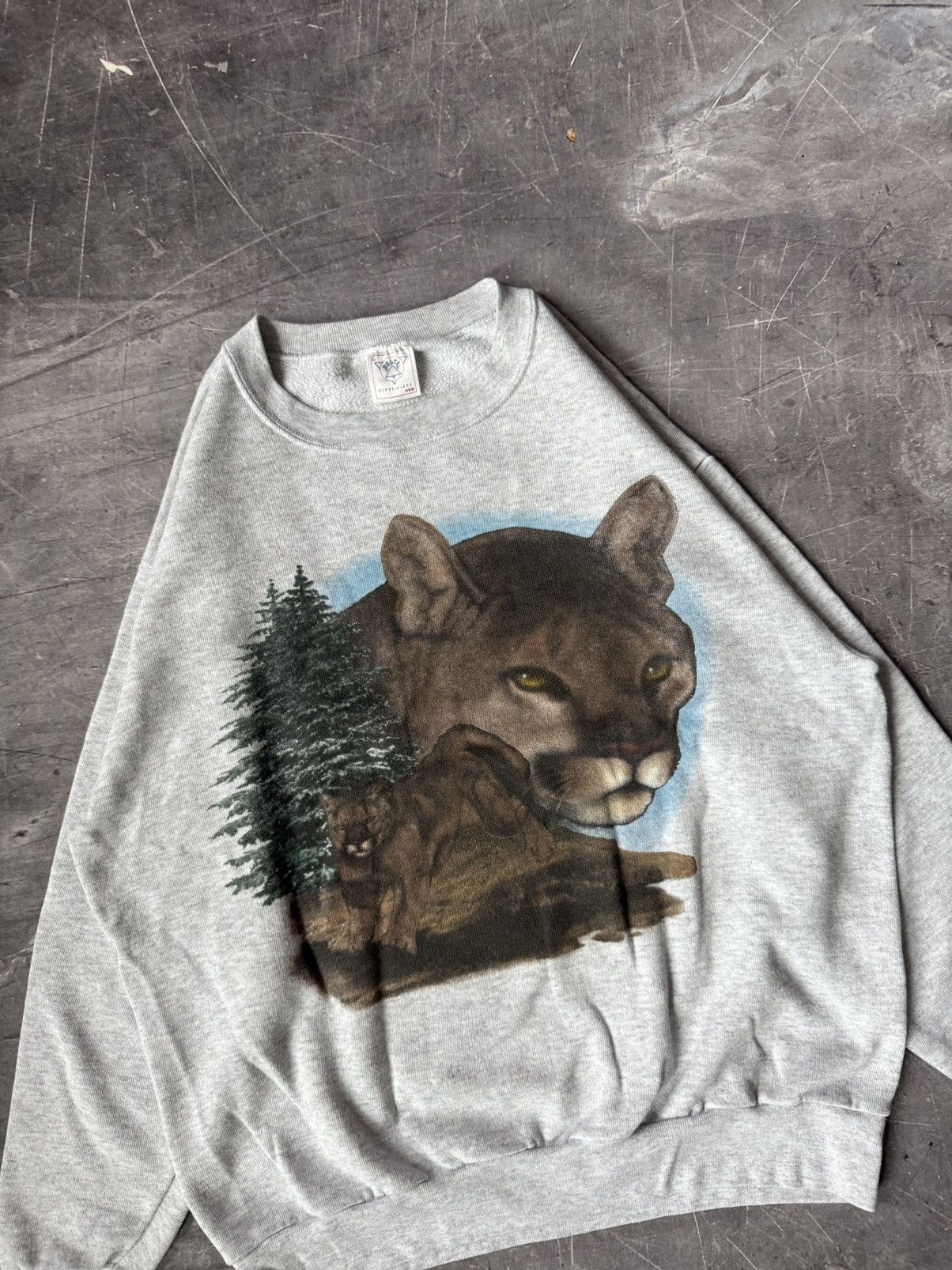 Vintage Vintage 90s Mountain Lion Sweatshirt (L) Size US L / EU 52-54 / 3 - 2 Thumbnail