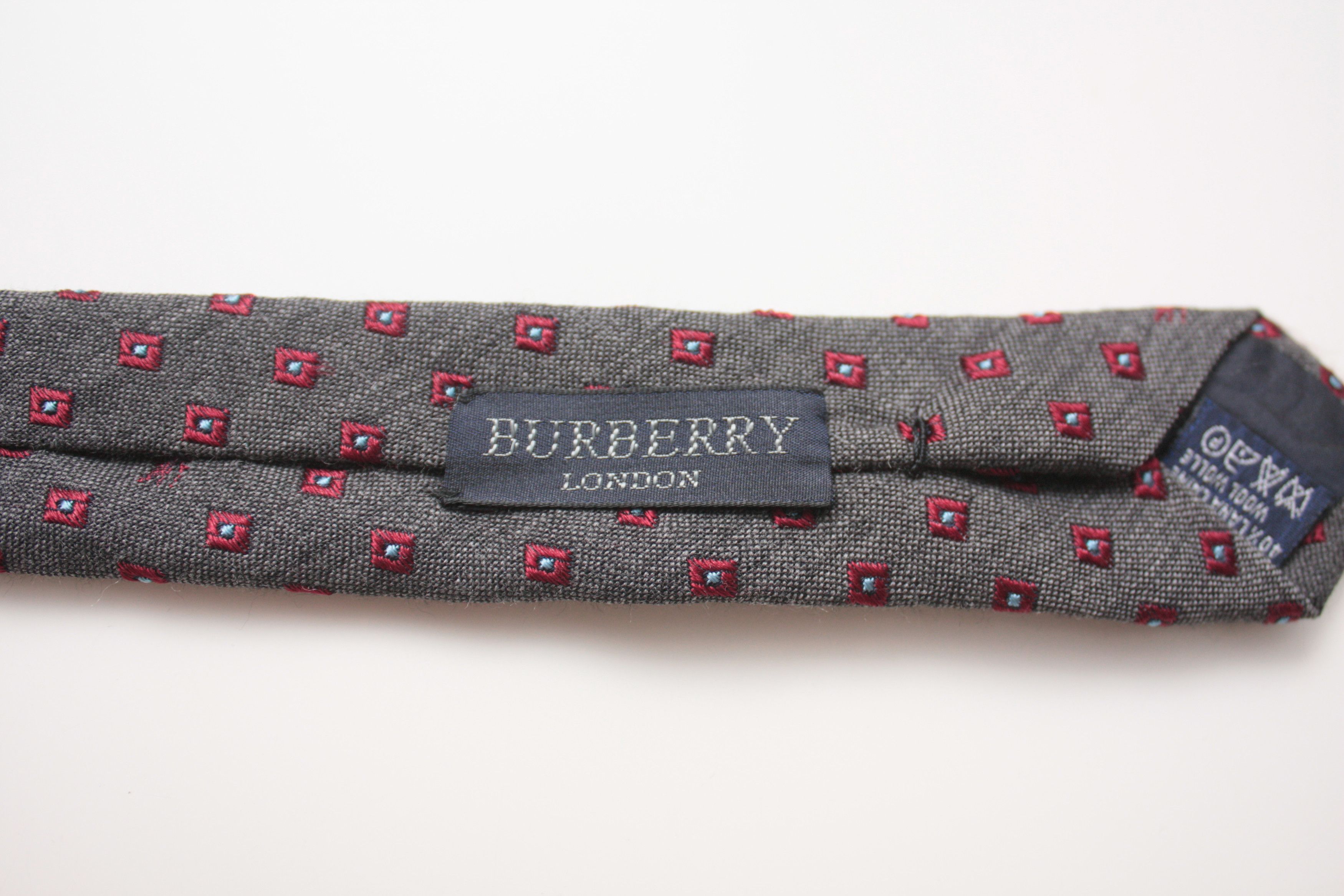 Burberry Burberry's Vintage Grey Silk Wool Blend Tie Made In Italy Size ONE SIZE - 3 Thumbnail