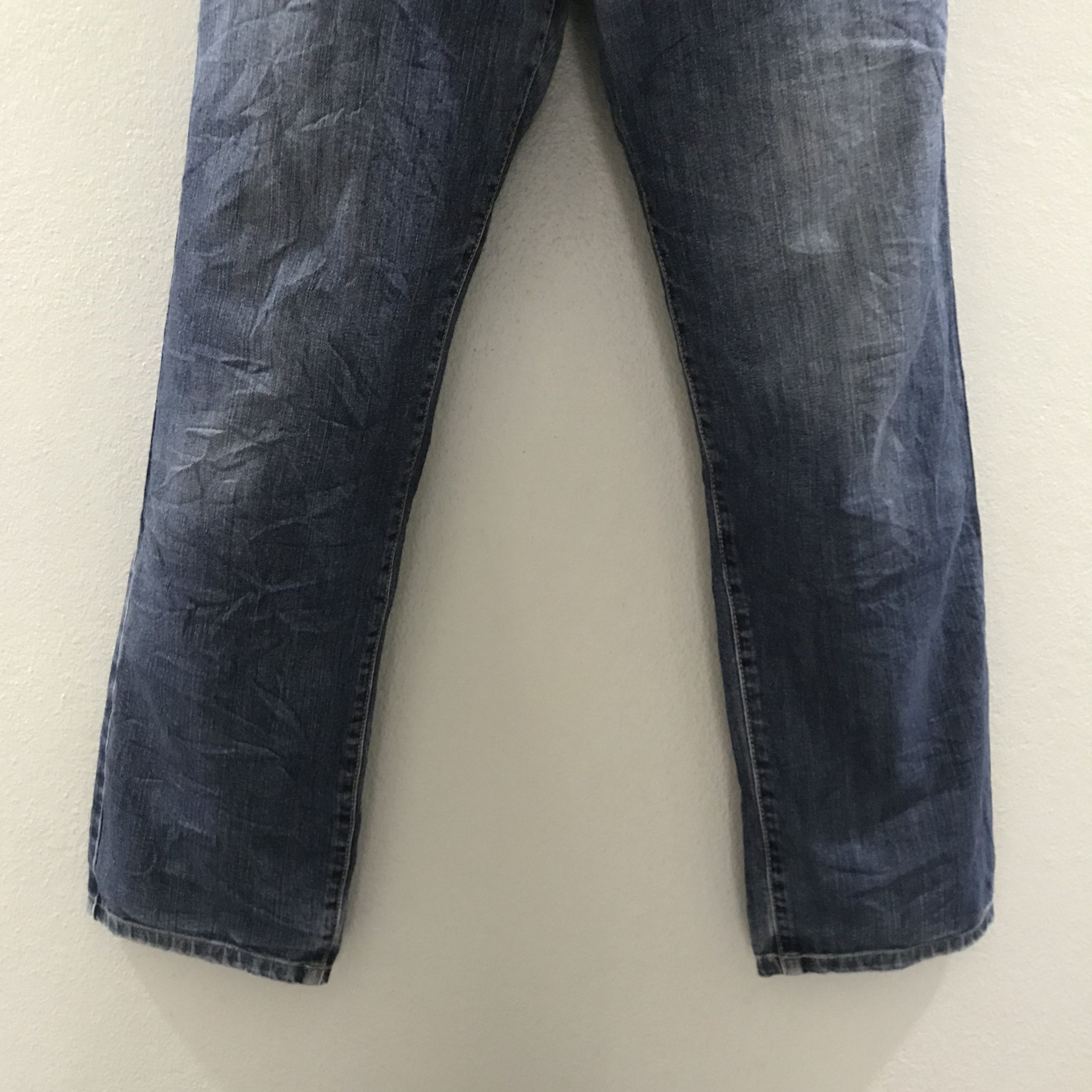 Wrangler Vintage 90s Wrangler Japan Faded Blue Stone Washed Jean Size US 32 / EU 48 - 4 Thumbnail