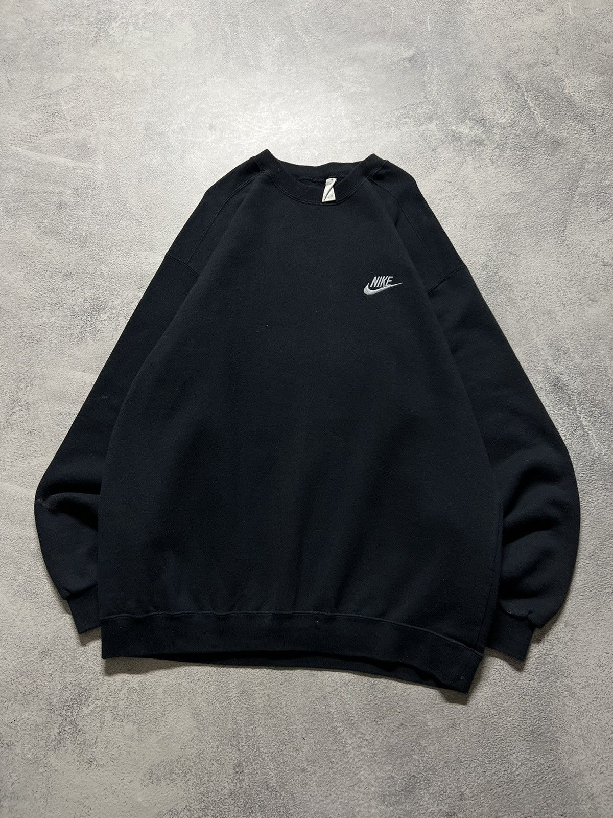 Vintage Y2k Nike 🖤 Faded Crewneck Mini Logo Sweatshirt 90’s