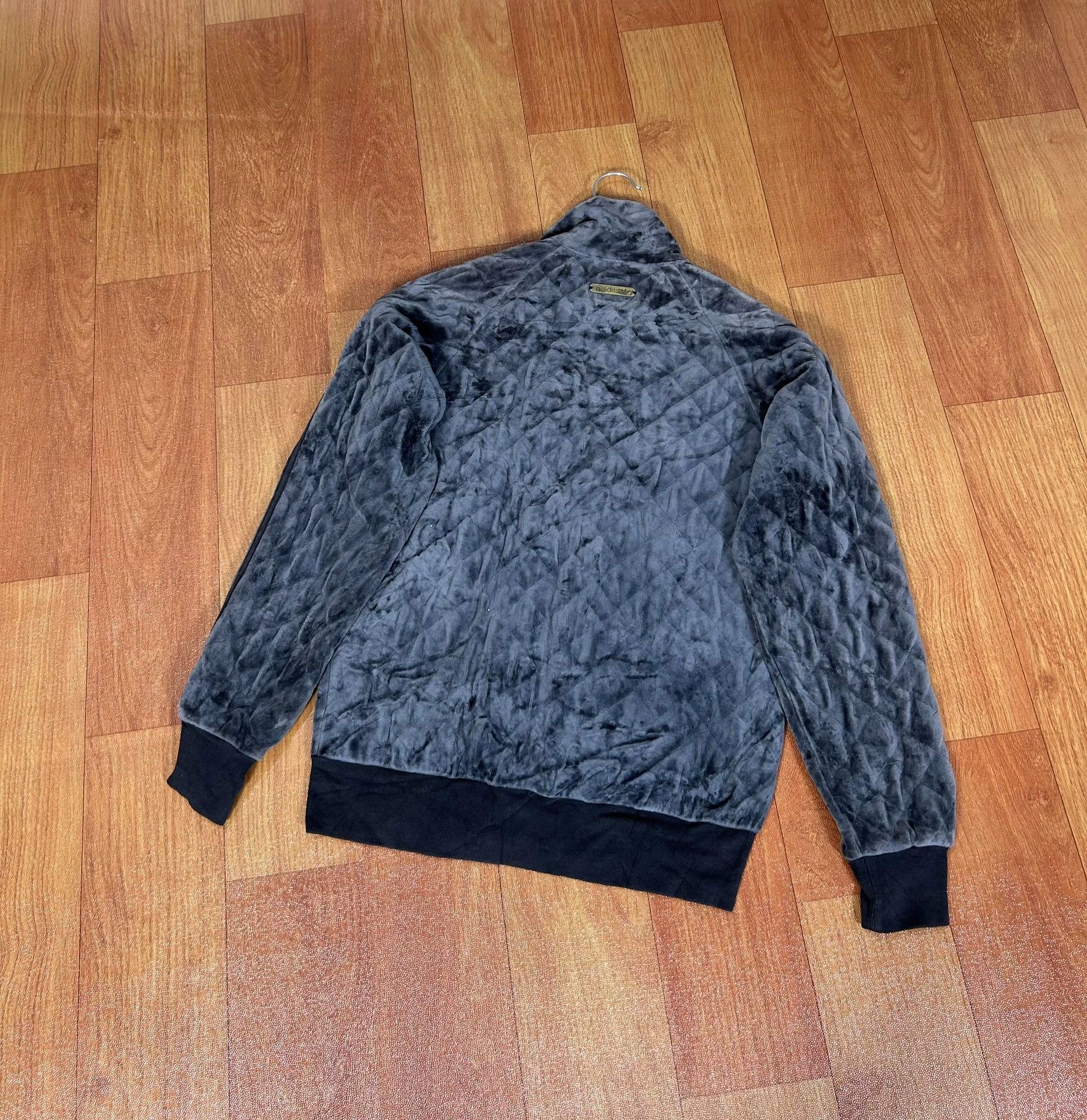 Adidas Women’s Authentic Vintage Adidas Gray Velour Track Jacket Size XS / US 0-2 / IT 36-38 - 4 Thumbnail