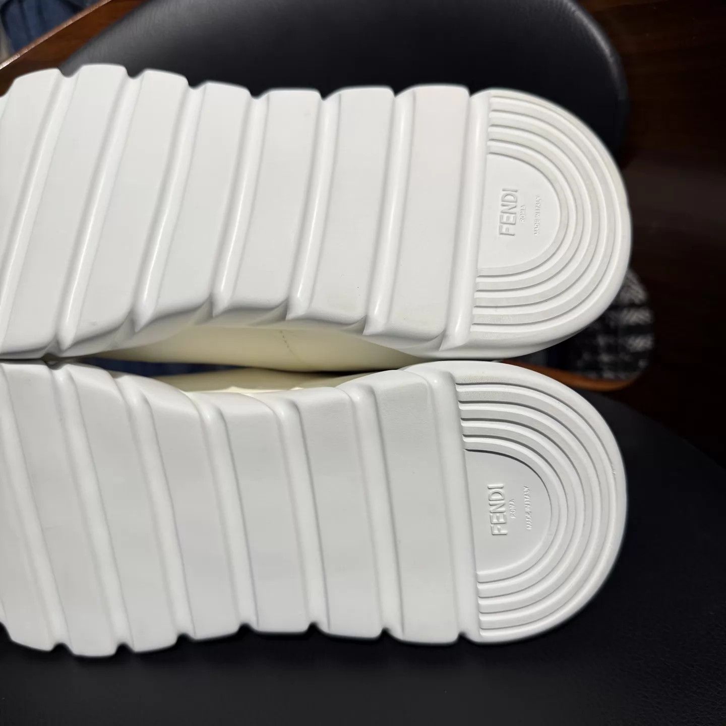 Fendi Fendi White All Over Print Sneakers 7.5/41.5 LN W1 Size US 7.5 / EU 40-41 - 9 Thumbnail