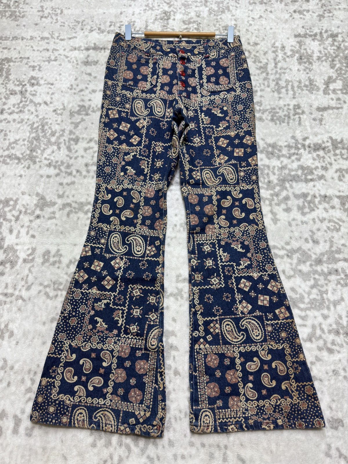 Vintage Vintage Paisley Bandana Print Flare Denim Bell Bottom Size US 27 - 1 Thumbnail