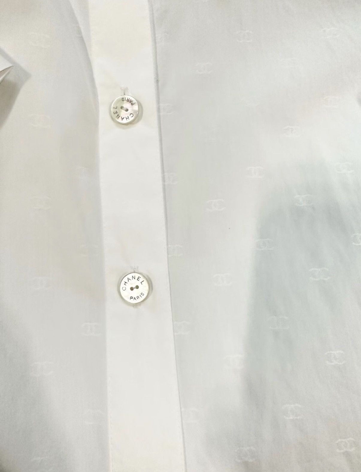 Chanel Chanel 21B Classic White Puff Sleeve Shirt J33 Size XXS / US 00 / IT 34 - 2 Thumbnail
