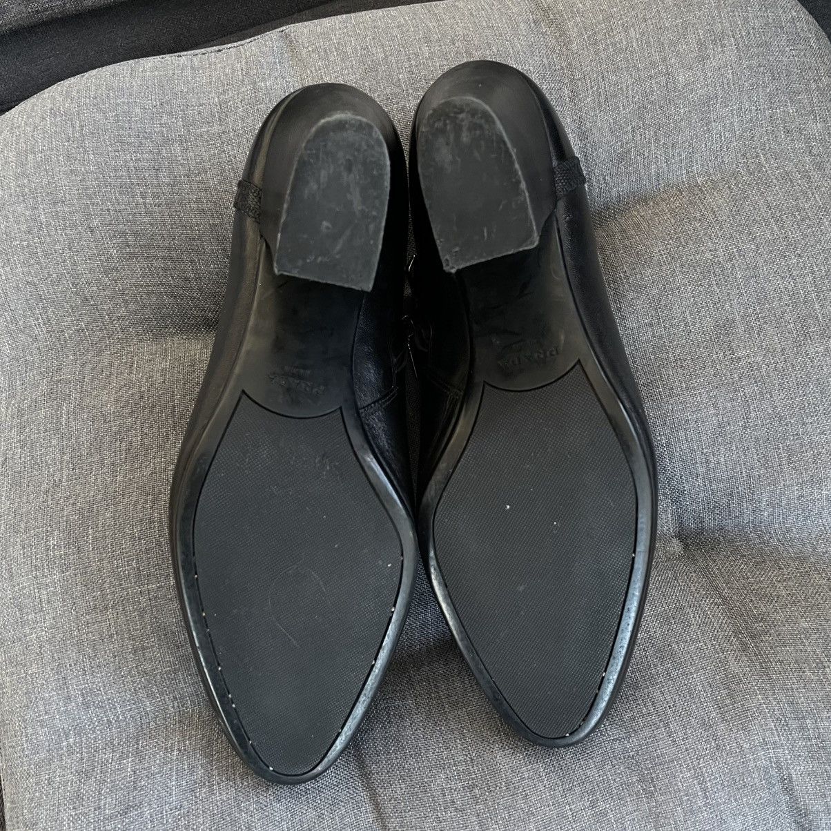 Prada × Vintage Vintage Avantgarde Prada Logo Heels Size 39 Size US 8 / IT 38 - 7 Thumbnail