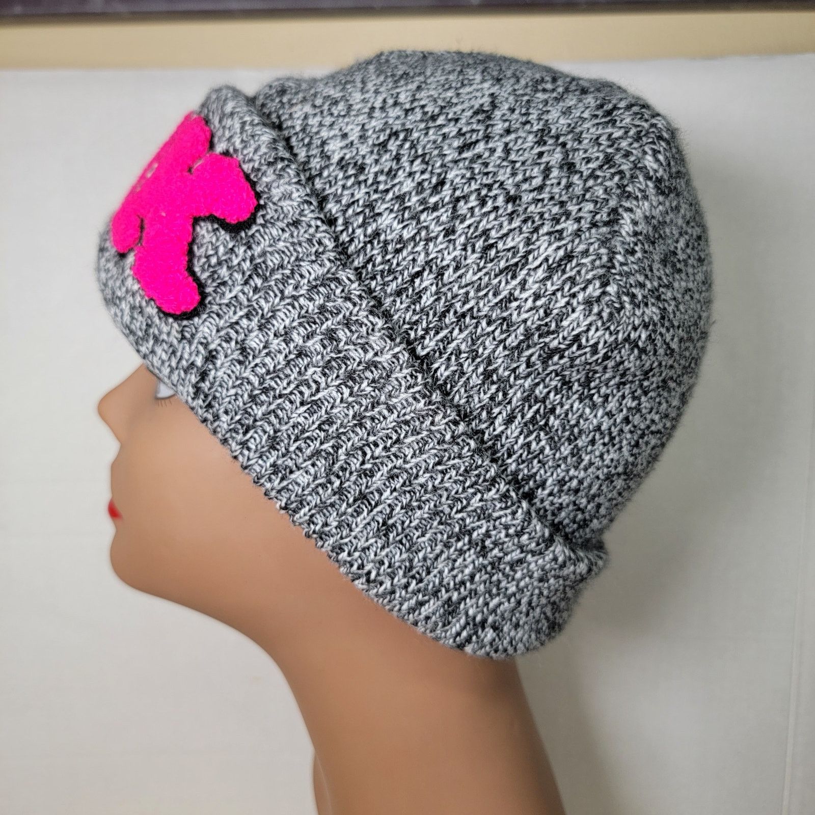 Other Unisex Grey Beanie w/ Pink Letters "IDK" - One Size Size ONE SIZE - 3 Thumbnail