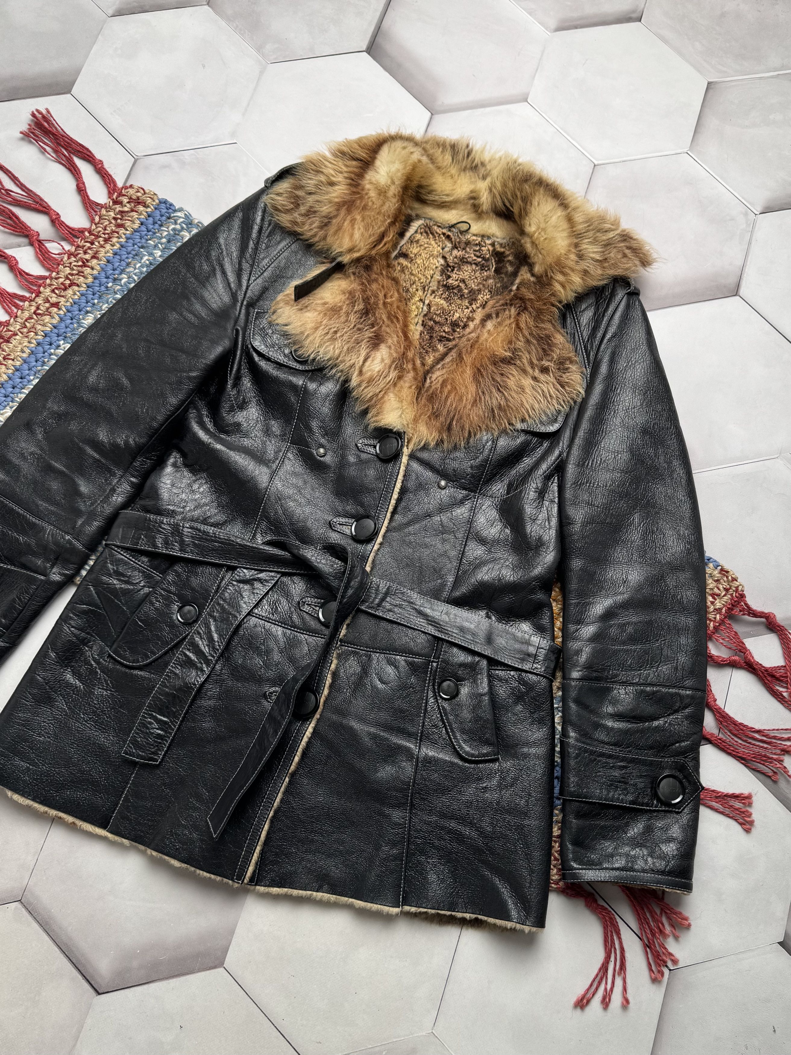 Japanese Brand Vintage Real Sheepskin Coat With Belt (E4) Size L / US 10 / IT 46 - 3 Thumbnail