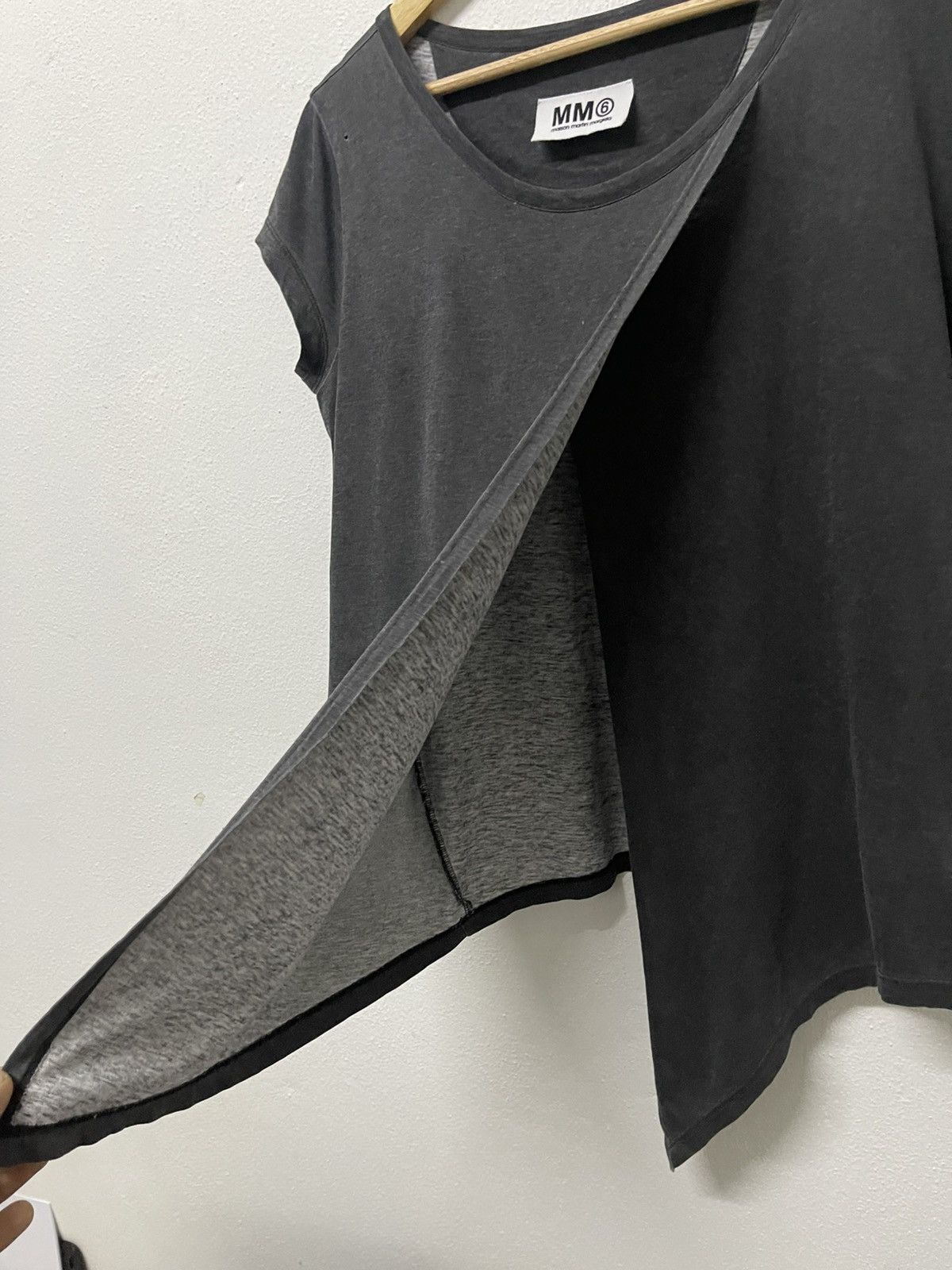 Maison Margiela SS 2019 MAISON MARGIELA CUT AND SEW TSHIRT RARE DESIGN Size S / US 4 / IT 40 - 10 Thumbnail