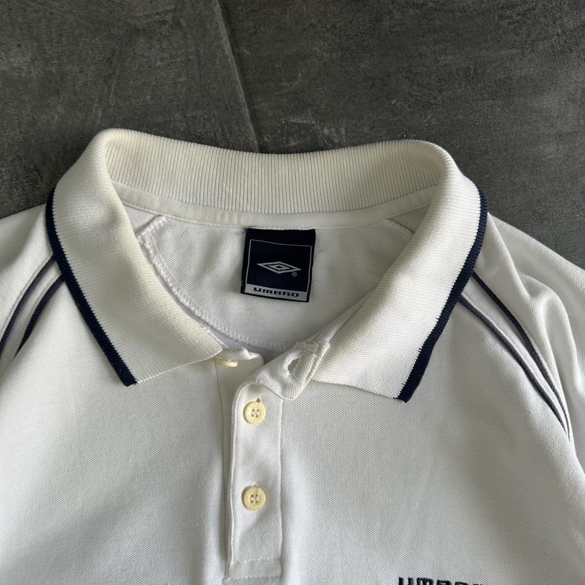 Umbro × Vintage Vintage Umbro T-shirts Polo Small Logo Y2K Sport-wear Size US M / EU 48-50 / 2 - 6 Thumbnail