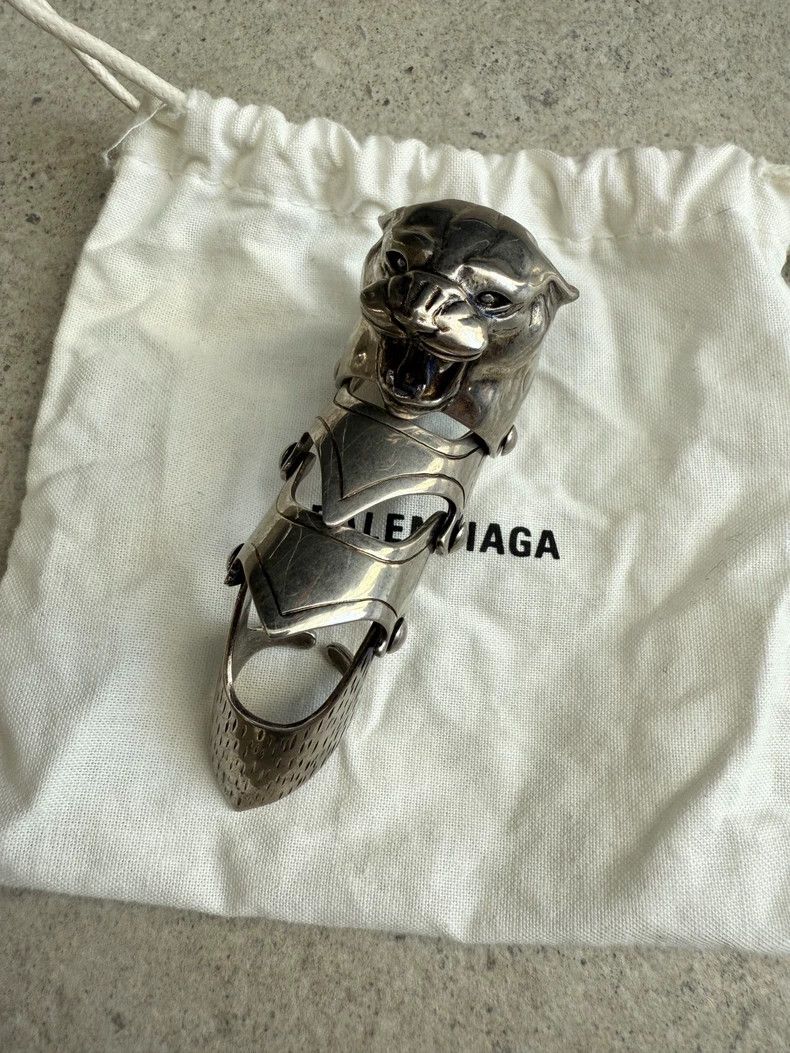 Balenciaga Balenciaga Tiger Knight Armor Ring 2503-Nextarrow Size ONE SIZE - 1 Thumbnail