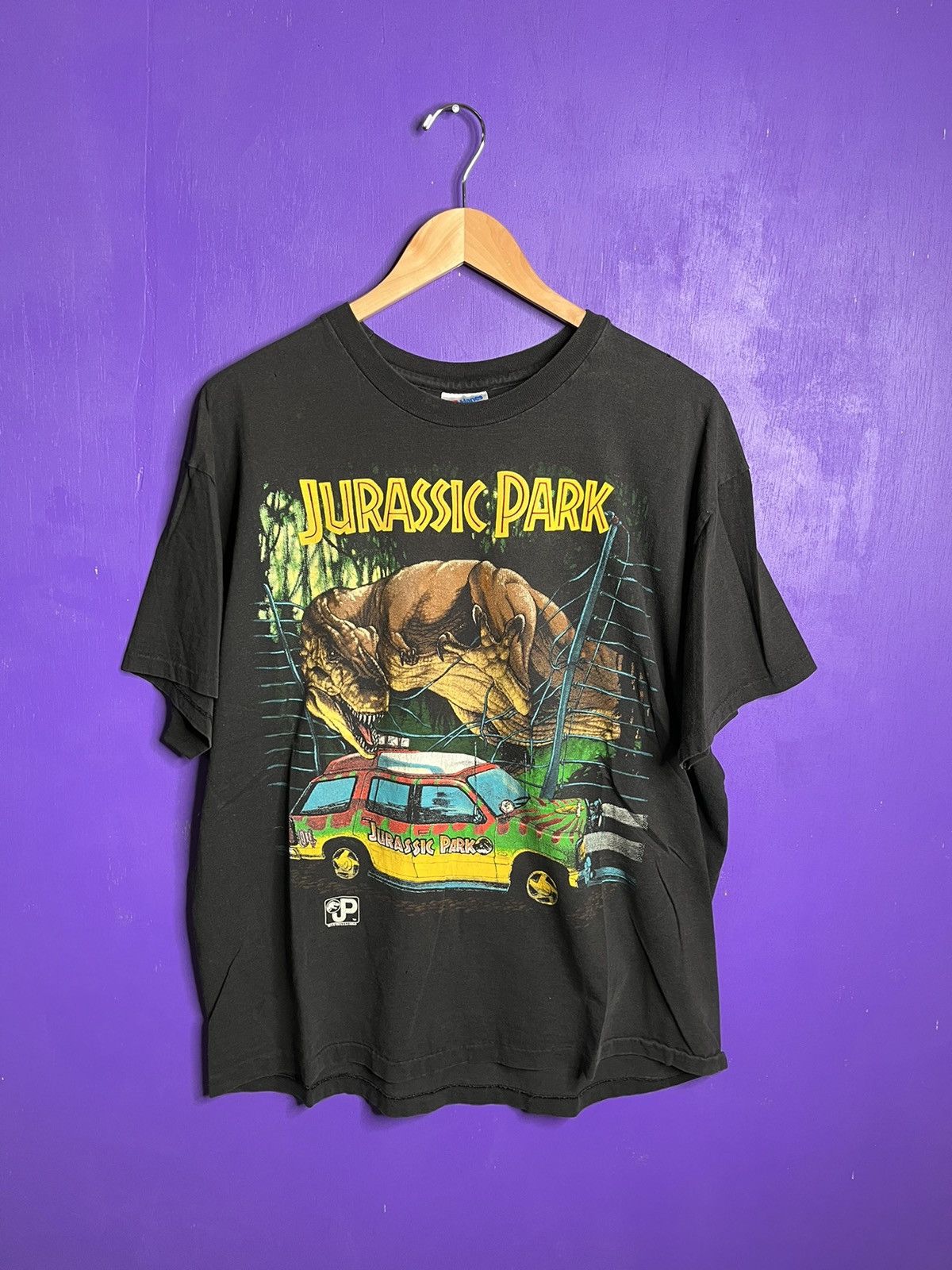 Vintage 1992 Jurassic Park T-Rex car t-shirt