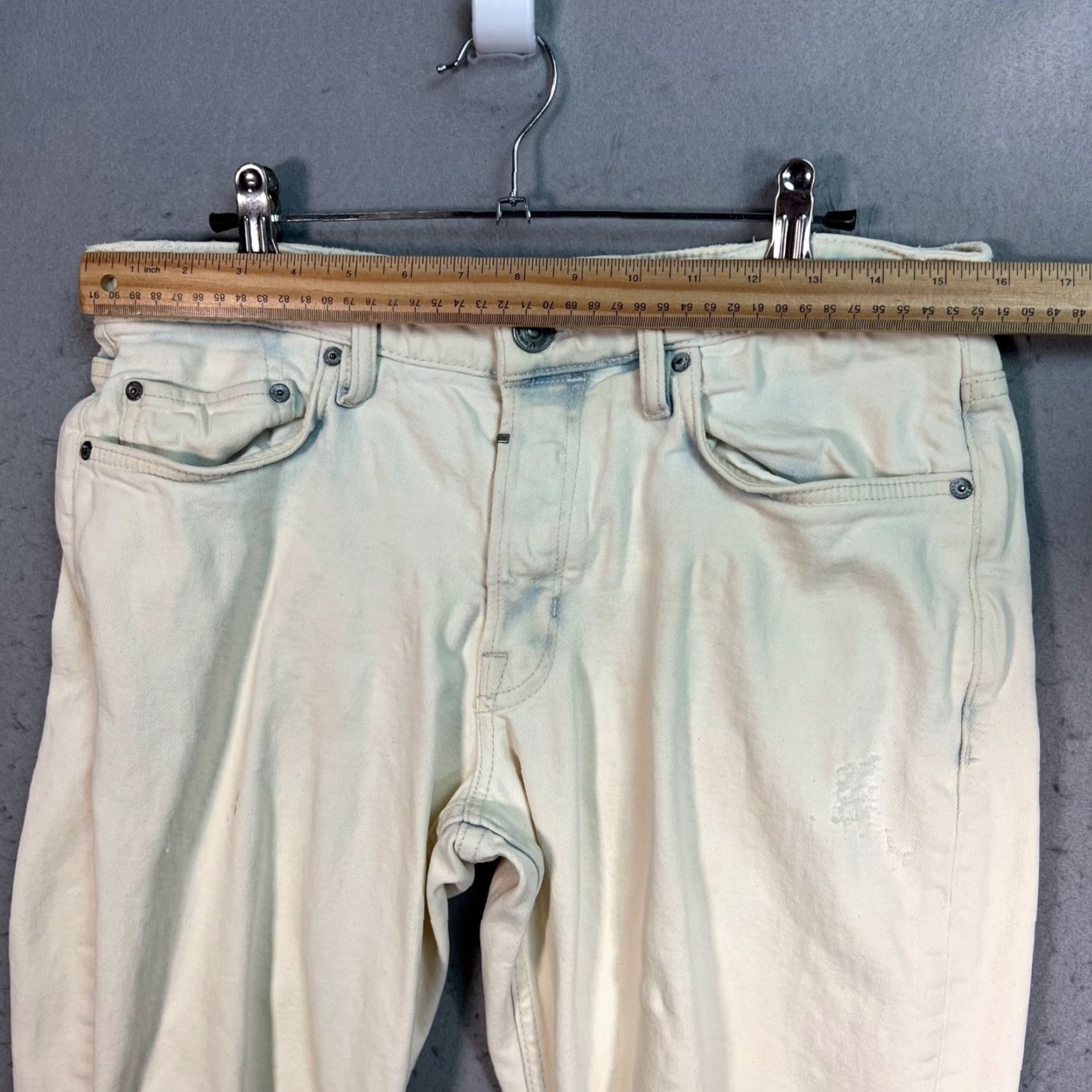 Allsaints AllSaints Jeans Slim Distressed White Denim 30 Mens 5-Pocket Rise Mid 10-12 Inseam 32 Regular Vintage No Pattern Solid Cotton Blend Shirt? Size US 30 / EU 46 - 5 Thumbnail