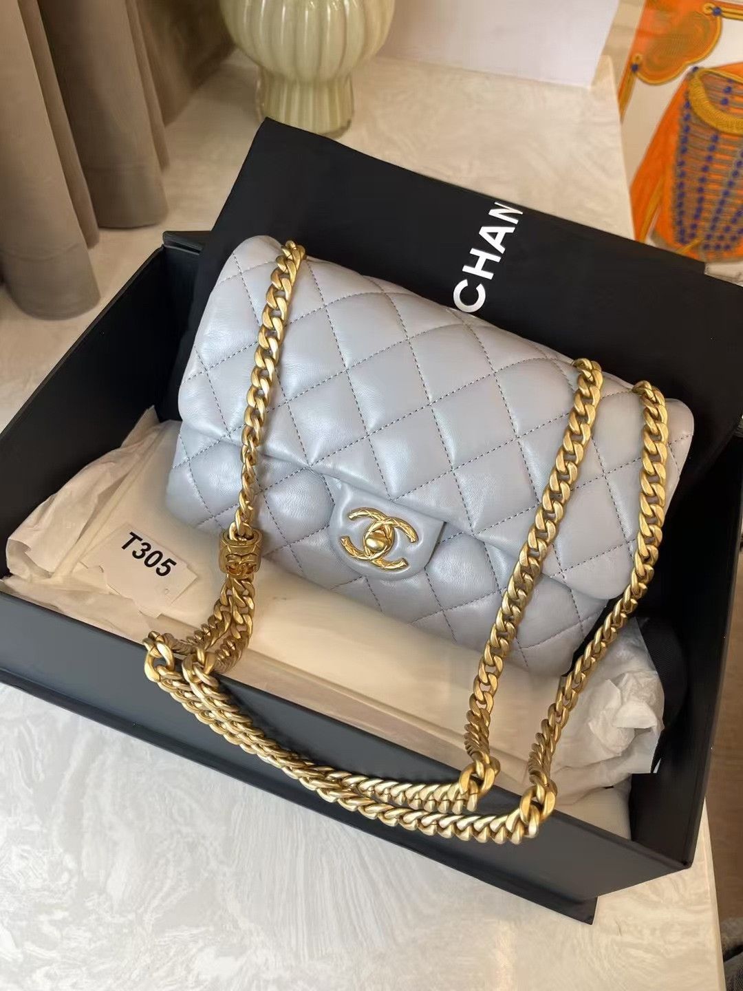 Chanel Pre-loved Bag Very good condition Size ONE SIZE - 1 Thumbnail