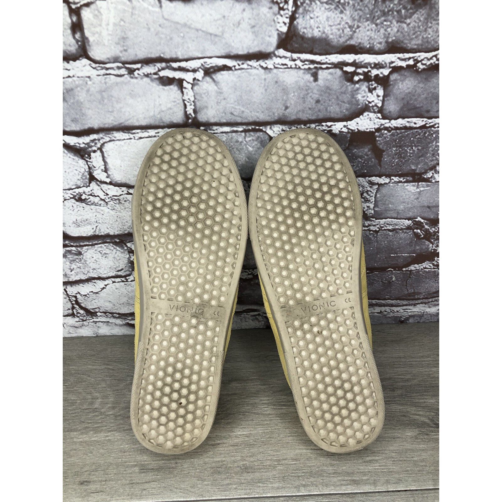 Other Vionic Jean Yellow Suede Casual Comfort Lace Sneakers Shoes Size US 9.5 / IT 39.5 - 9 Thumbnail