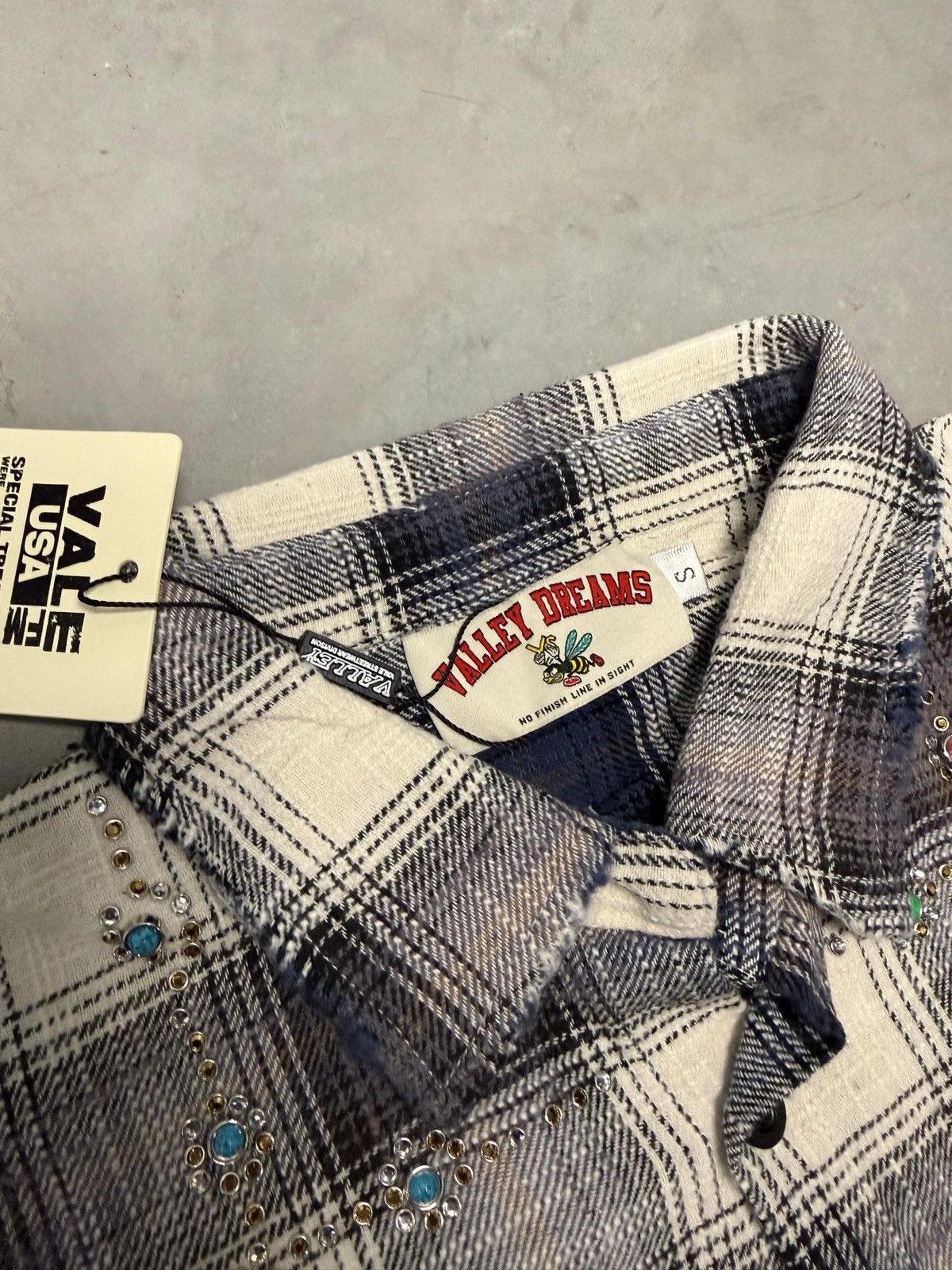 Vale Vale Forever Valley Dreams Studded Sky Gems Flannel New Size US L / EU 52-54 / 3 - 3 Thumbnail