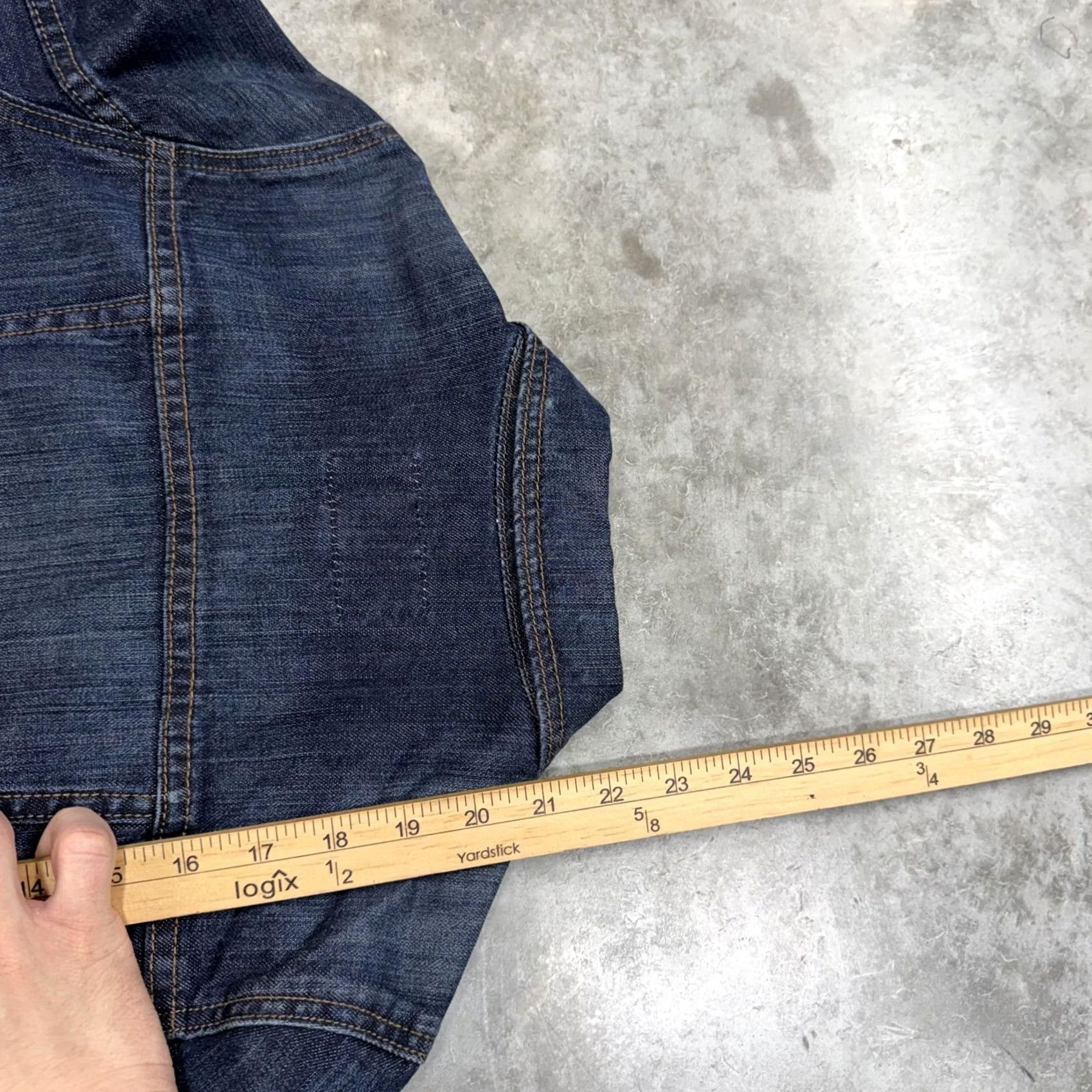 Old Navy Old Navy Jacket Womens Small Blue Denim Trucker Button Front Classic Casual Size S / US 4 / IT 40 - 5 Thumbnail