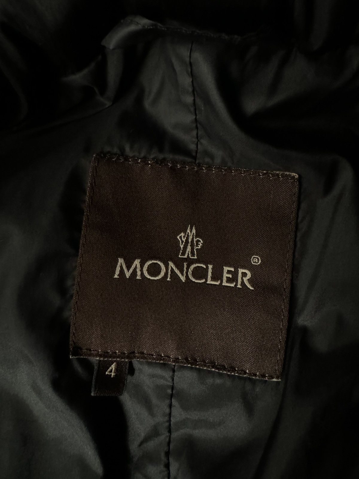 Moncler Moncler vintage black down long quilted puffer jacket M/L Size M / US 6-8 / IT 42-44 - 9 Thumbnail