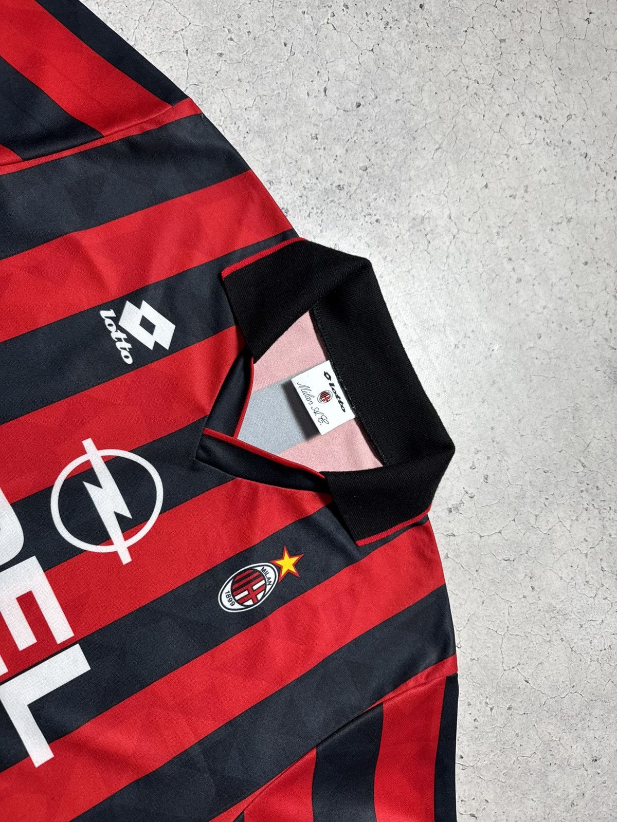 Lotto Sport Lotto Sport AC Milan 1995/1996 Vintage Soccer Jersey Size US L / EU 52-54 / 3 - 5 Thumbnail