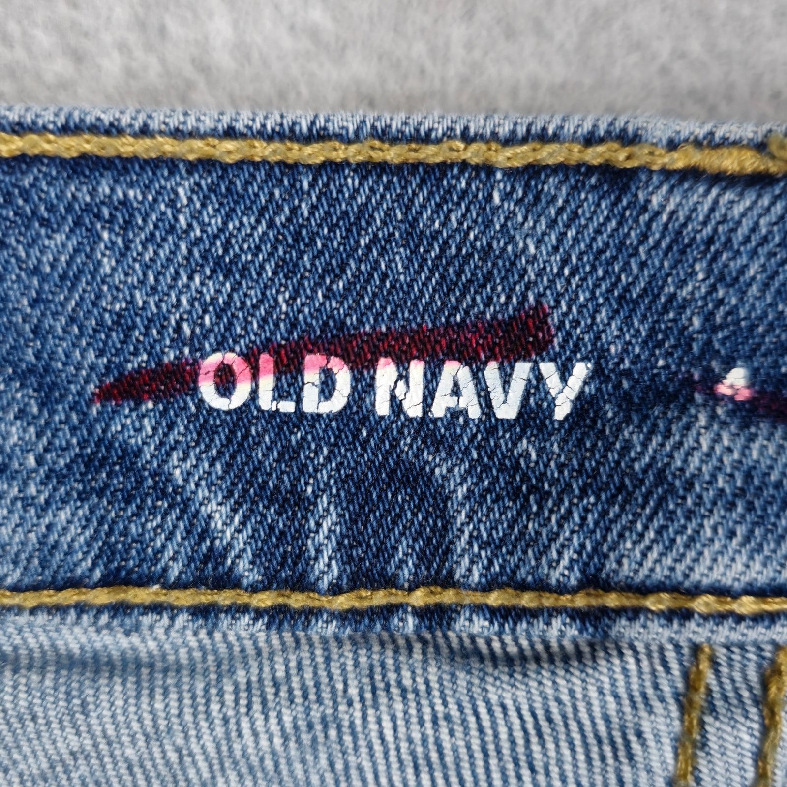 Old Navy Old Navy 4 Sky Hi Straight Button Fly Ripped Jeans 27x27 Size 27" / US 4 / IT 40 - 10 Thumbnail