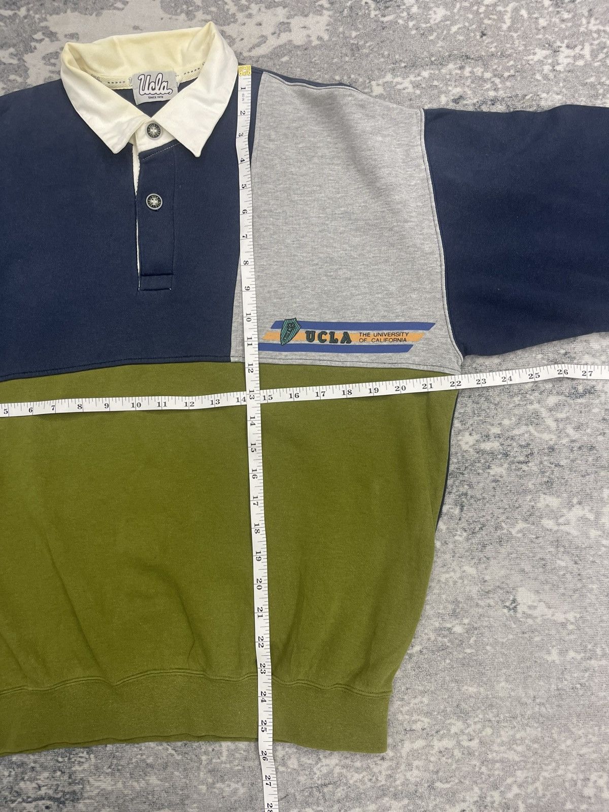Descente Vintage Ucla Colar Raglan Sweatshirt Size US L / EU 52-54 / 3 - 7 Thumbnail