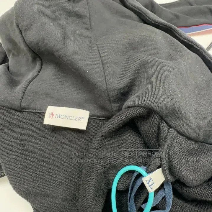 Moncler Moncler FW22 Men's Stripe Sleeve Zip Hoodie. Size US XL / EU 56 / 4 - 2 Thumbnail