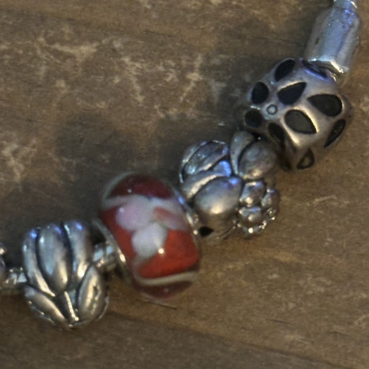 Other Silver tone garden theme sliding charm bracelet Size ONE SIZE - 5 Thumbnail