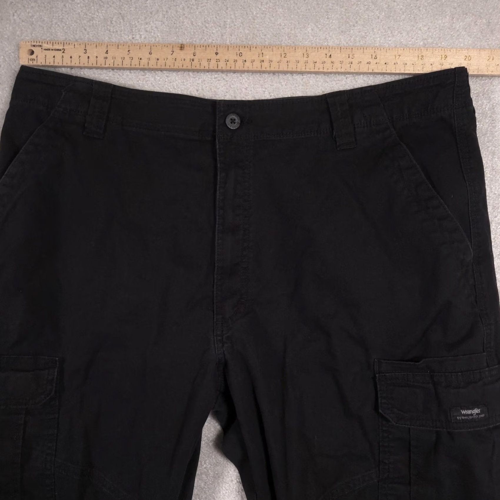 Wrangler Wrangler Cargo Pants Mens 40x28.5l Back Relaxed Fit Cotton Utility Pockets Size US 40 / EU 56 - 7 Thumbnail